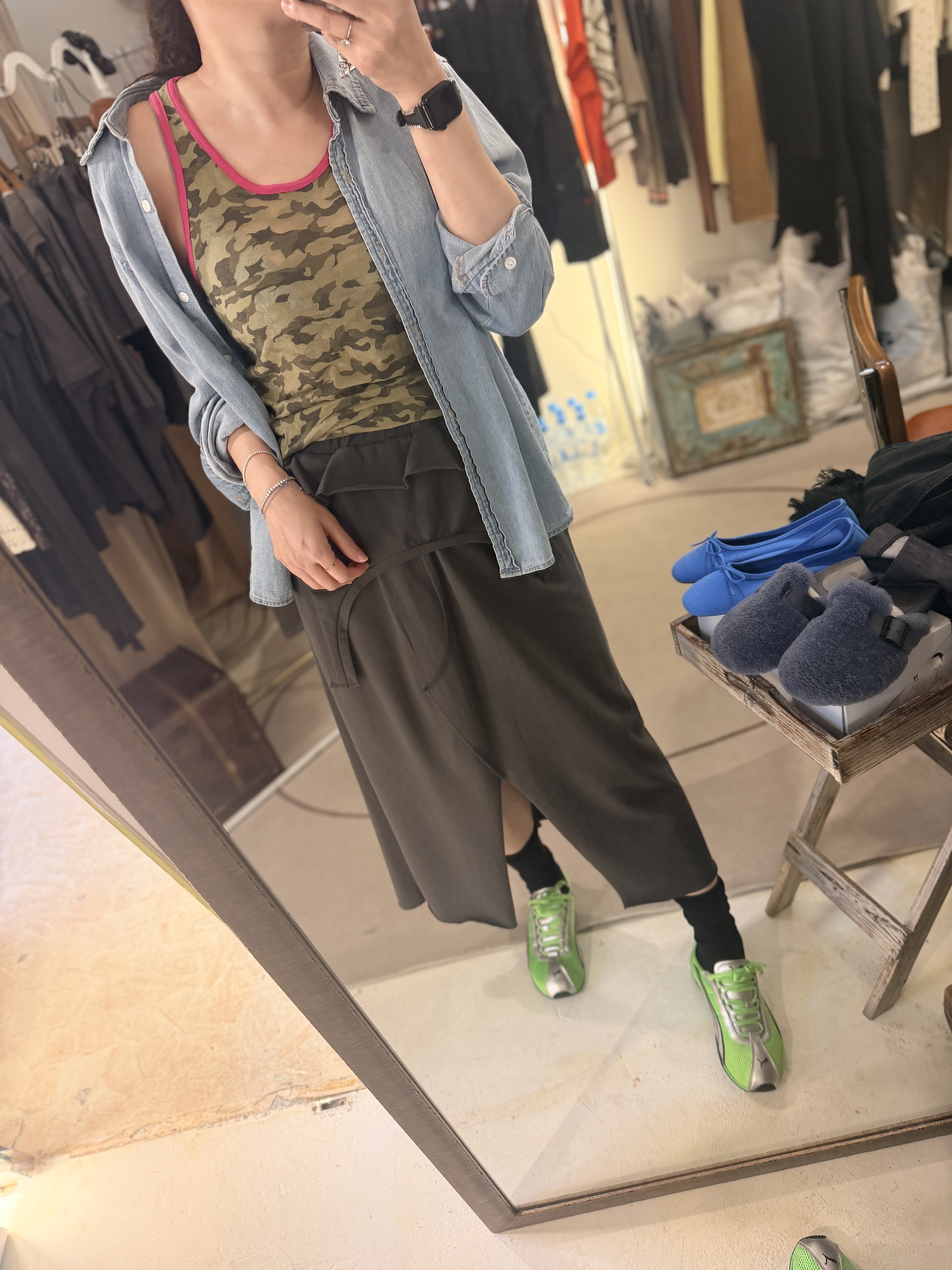 Light vest