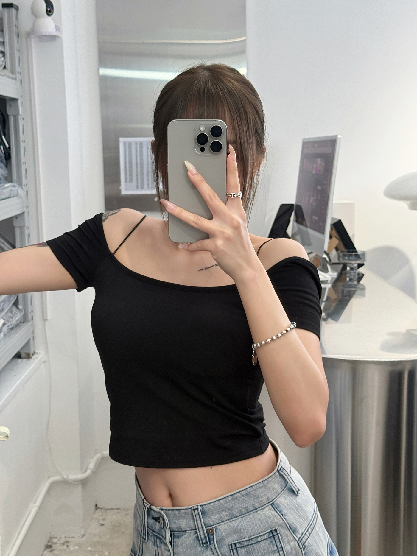 𝐃𝐨𝐮𝐛𝐥𝐞 𝐬𝐭𝐫𝐚𝐩 𝐨𝐟𝐟-𝐬𝐡𝐨𝐮𝐥𝐝𝐞𝐫 𝐛𝐫𝐚 𝐭𝐨𝐩