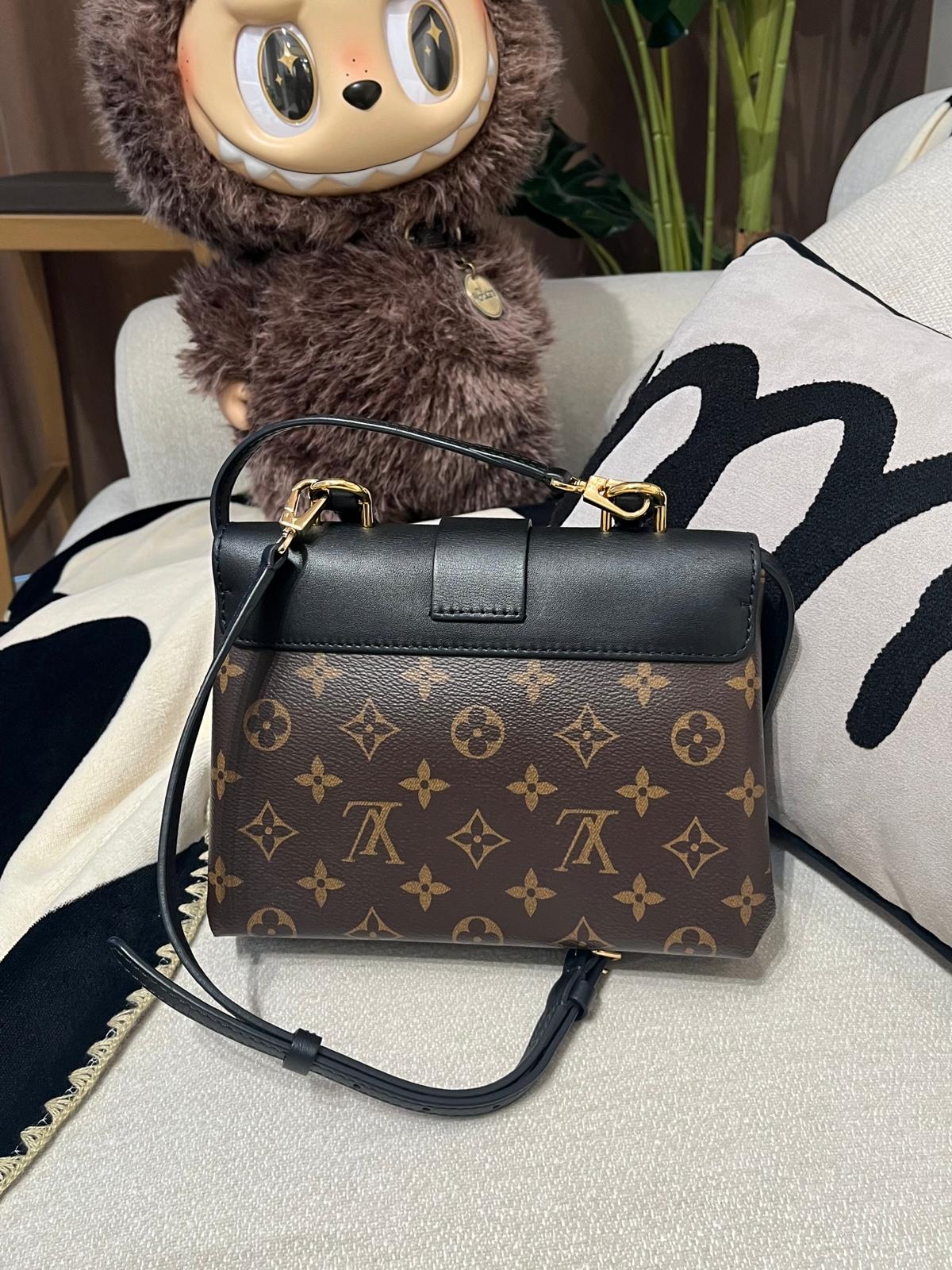 LV Locky BB Monogram 100%Authentic, 95%New ✅Strap ✅Dusr bag