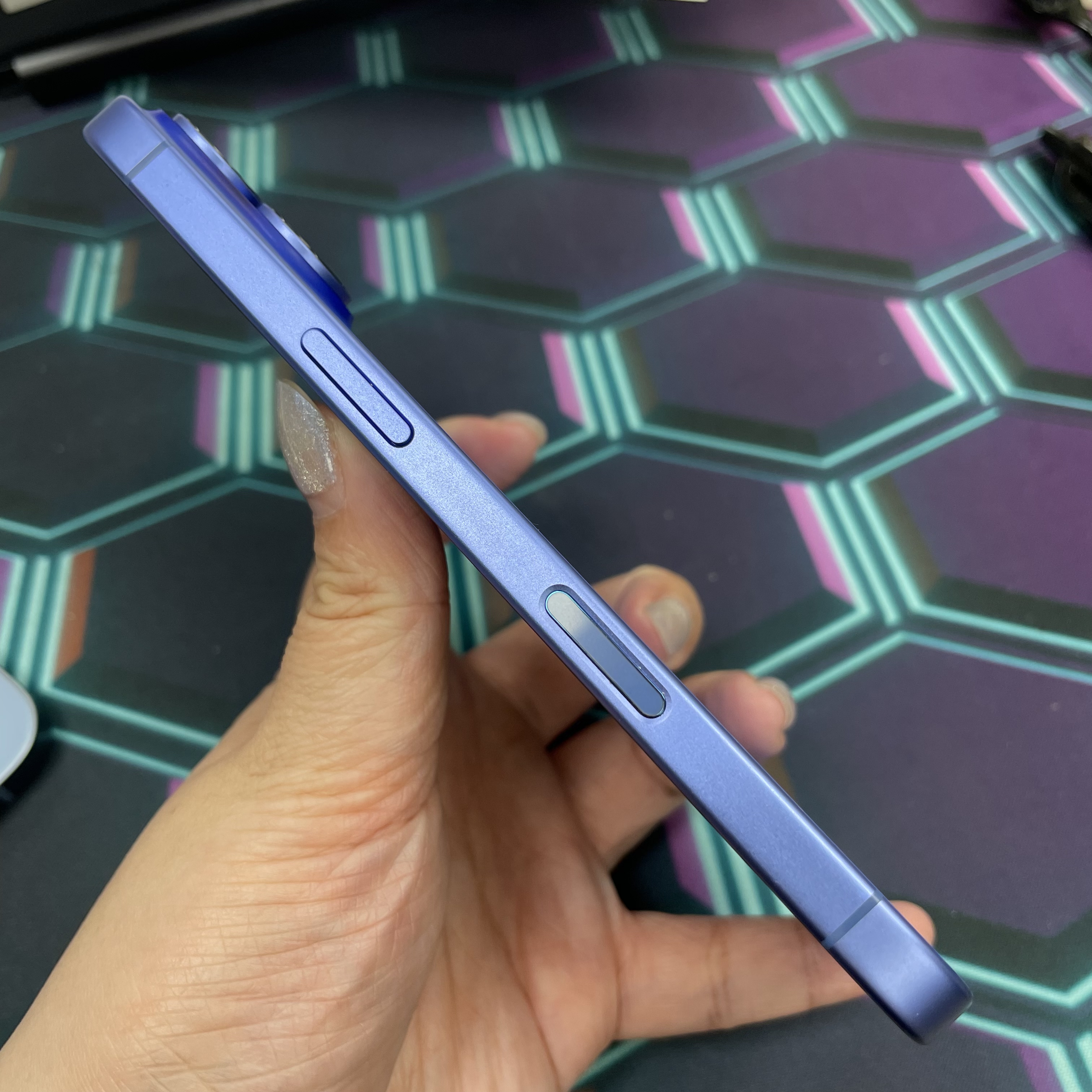 *6988 16 勁靚機 128GB 電86 藍色 blue