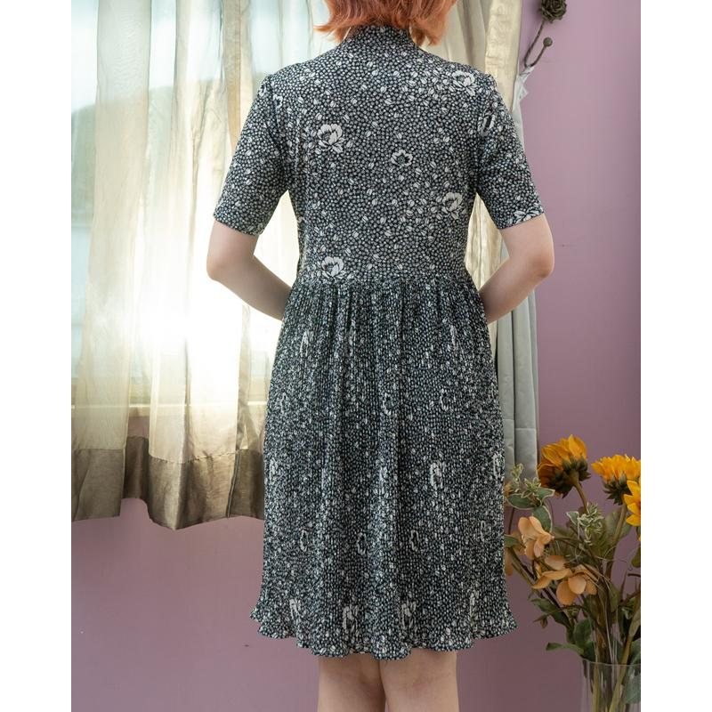 Vintage Black& White Floral Tie Collar Accordion Pleat Dress Summer Dress (MT1840-34)