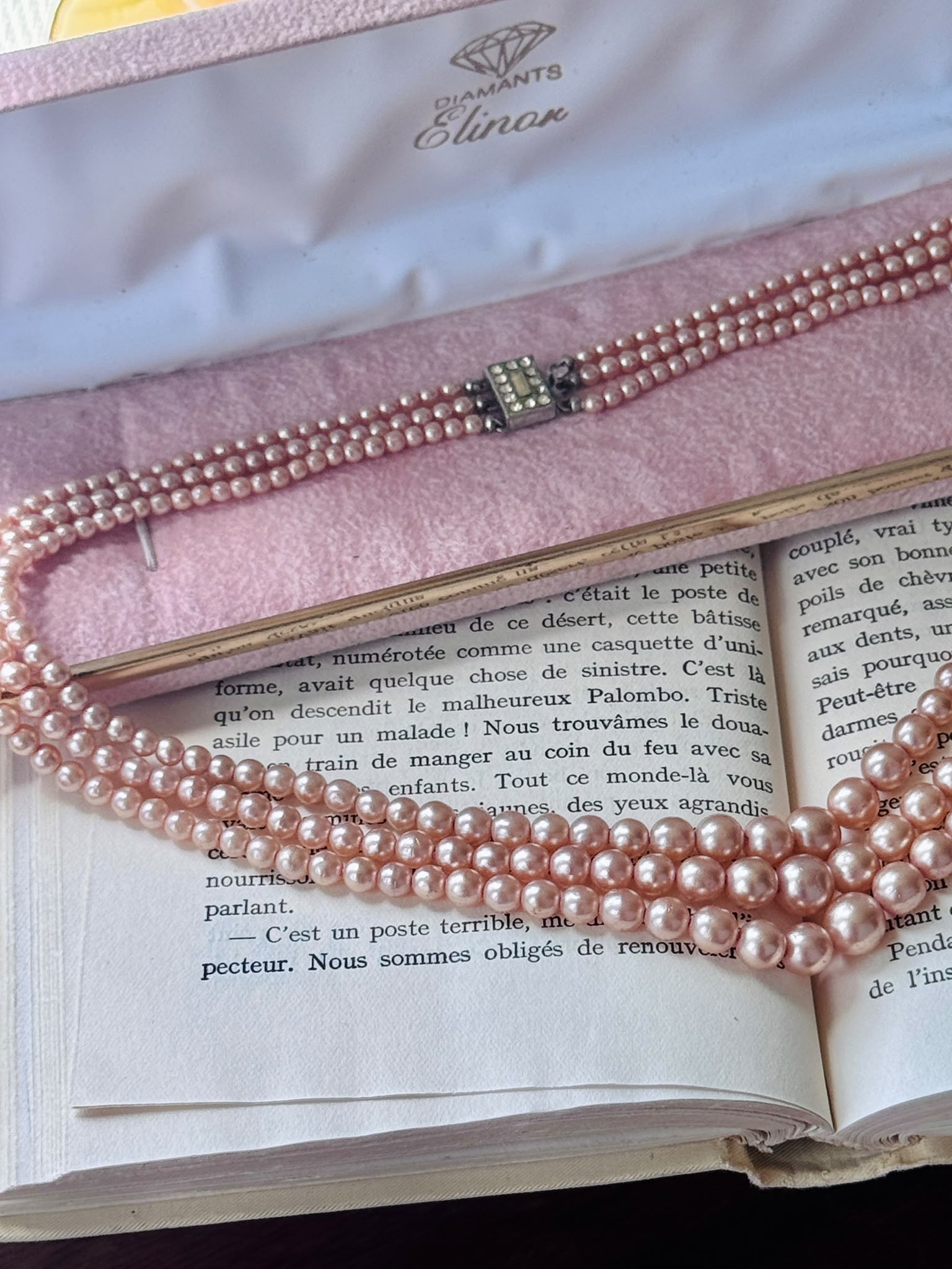 C.a. 1960s 17-18" Three-Row Graduating Pink Glass Pearl Necklace (MT2603)