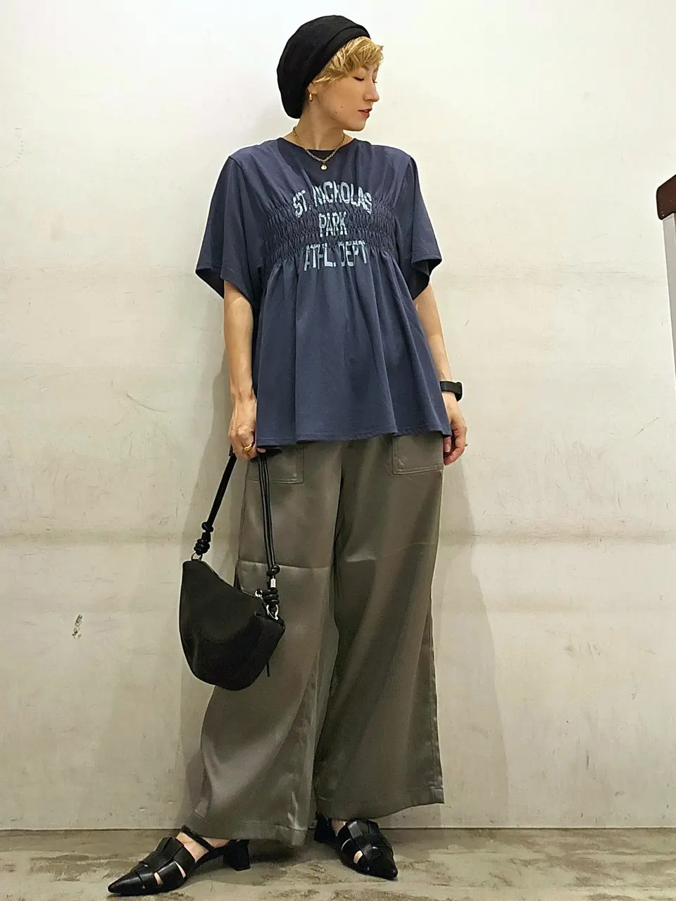 【✨️日本🇯🇵 pre-order 褶皺 logo tee✨️】 【共4色 | Free Size | 淺灰 / 米白 / 淺黃 / 海軍藍】