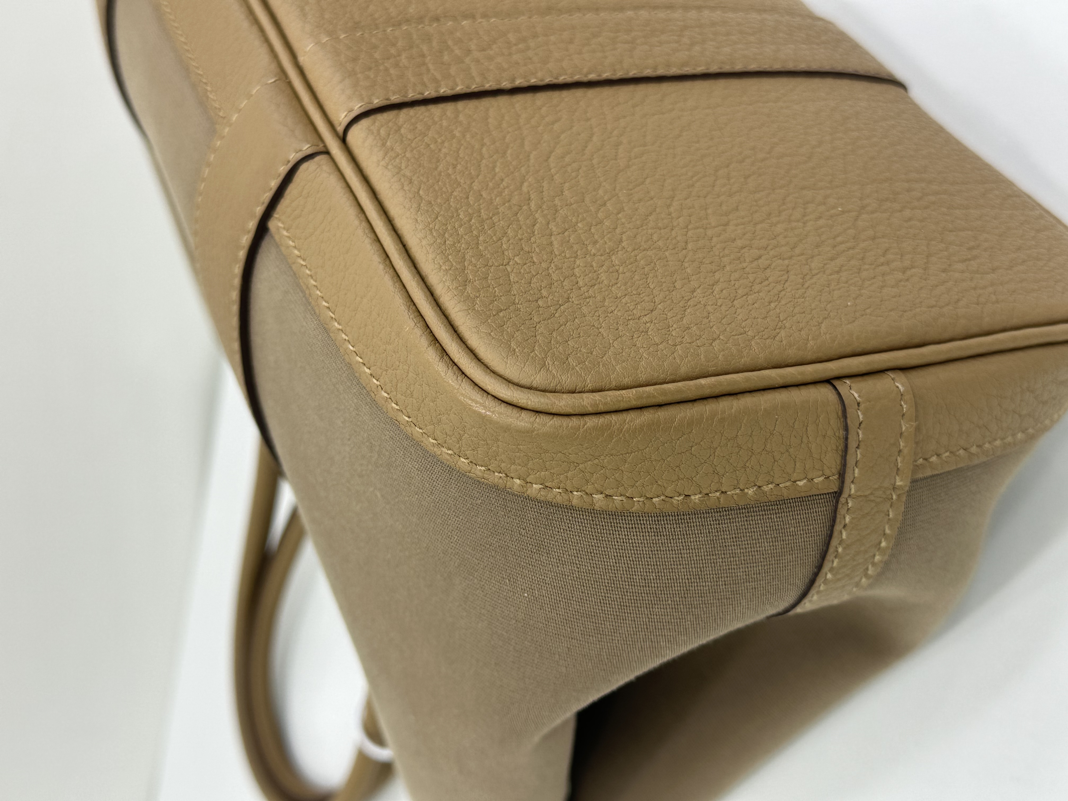 直播貨品 |  [1個-$100 2個-$300］GG73