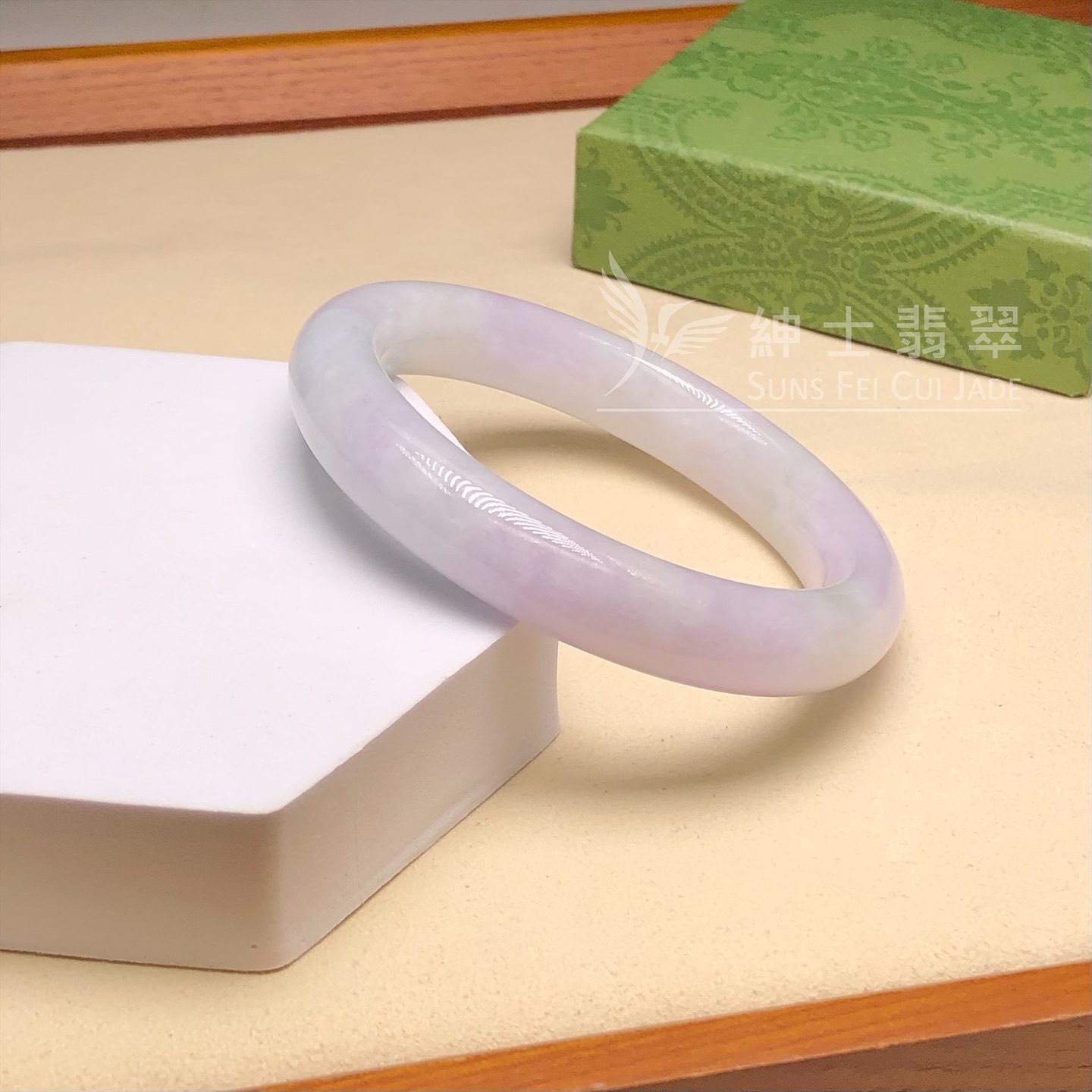 木那粉紅春彩福鐲53.6mm