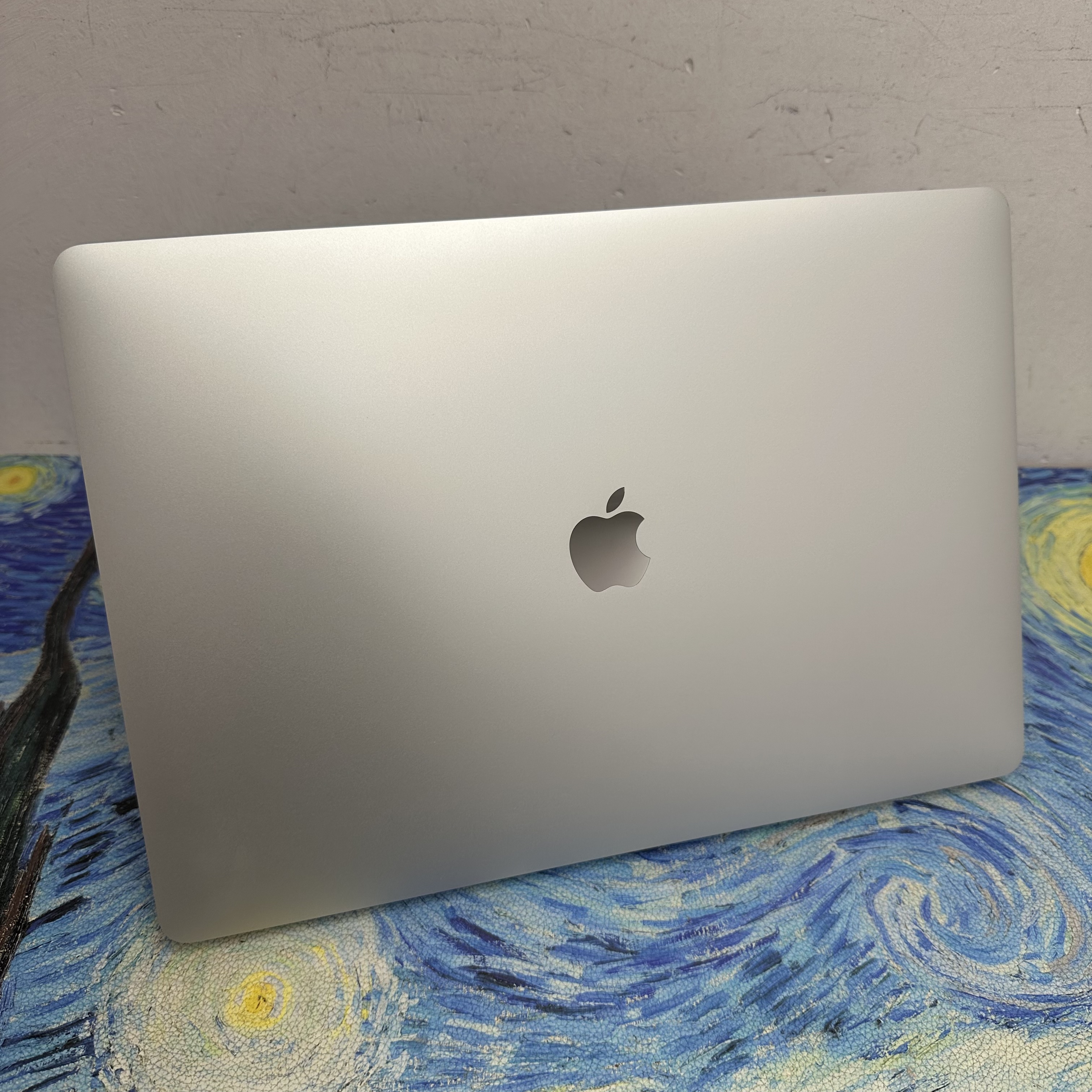 (頂配獨立顯示卡⚡️i9 CPU 32GB Ram MacBook Pro 16寸🔥）APPLE Macbook Pro 2019 Retina/i9 CPU/32GB Ram/2TB SSD/AMD Radeon Pro 5600M /Touch Bar/指紋解鎖/MacbookPro / Laptop / Notebook / PC / Netflix / YouTube