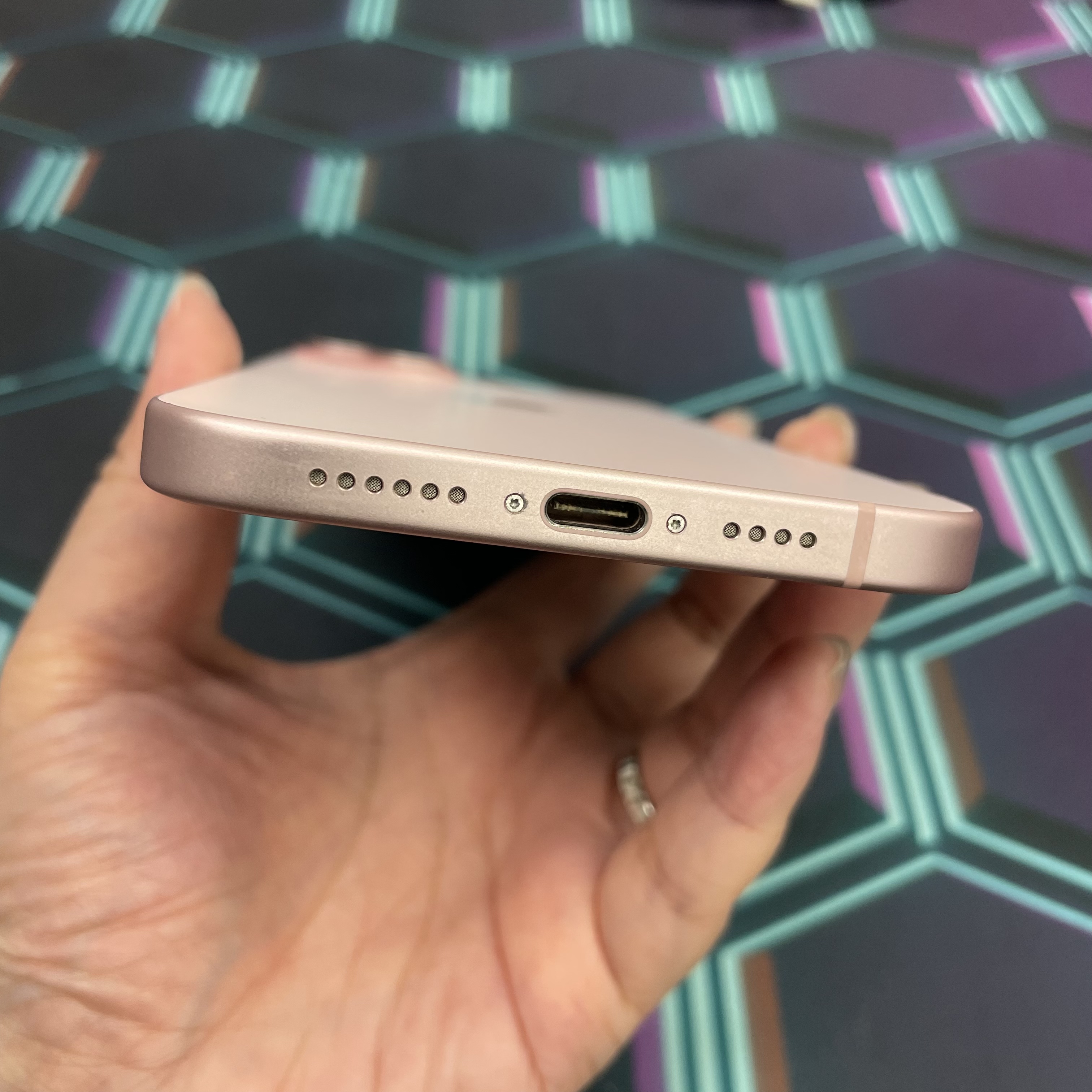 *7588 15 Plus 勁靚機 256GB 電79 粉色 pink