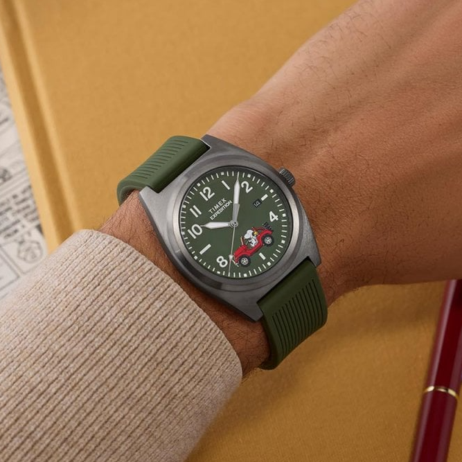 Timex x Peanuts Expedition Capstone Soccer 石英錶 TW2Y525