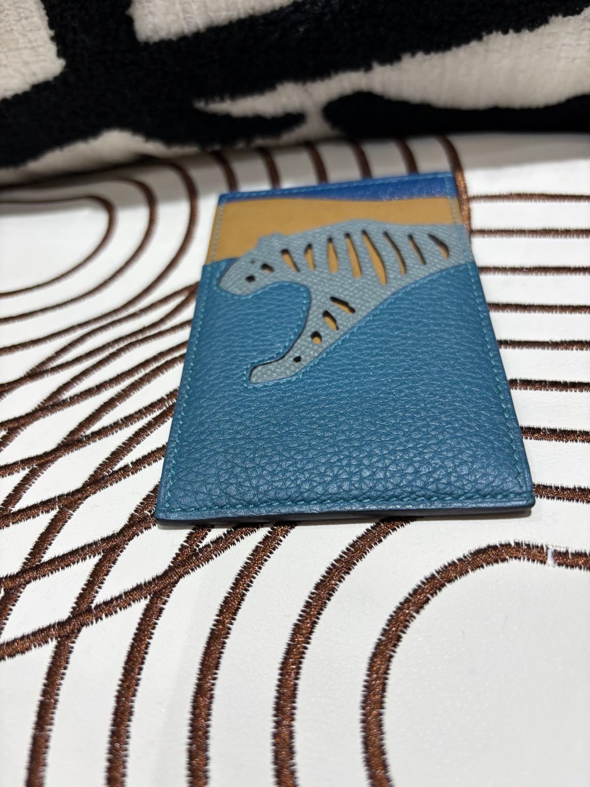 HERMES Rooroo 3CC Card Holder 卡包 2H 大地色 Kraft 63 ,Vert Amande S4 深邃藍 Deep Blue W0 博斯普鲁斯綠 Vert Bosphore Togo皮 Epsom皮 100%Authentic, 98%New✅dust bag 