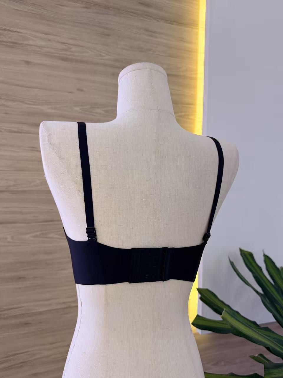 Jolie Convertible Bra 防滑可拆带无钢圈内衣 