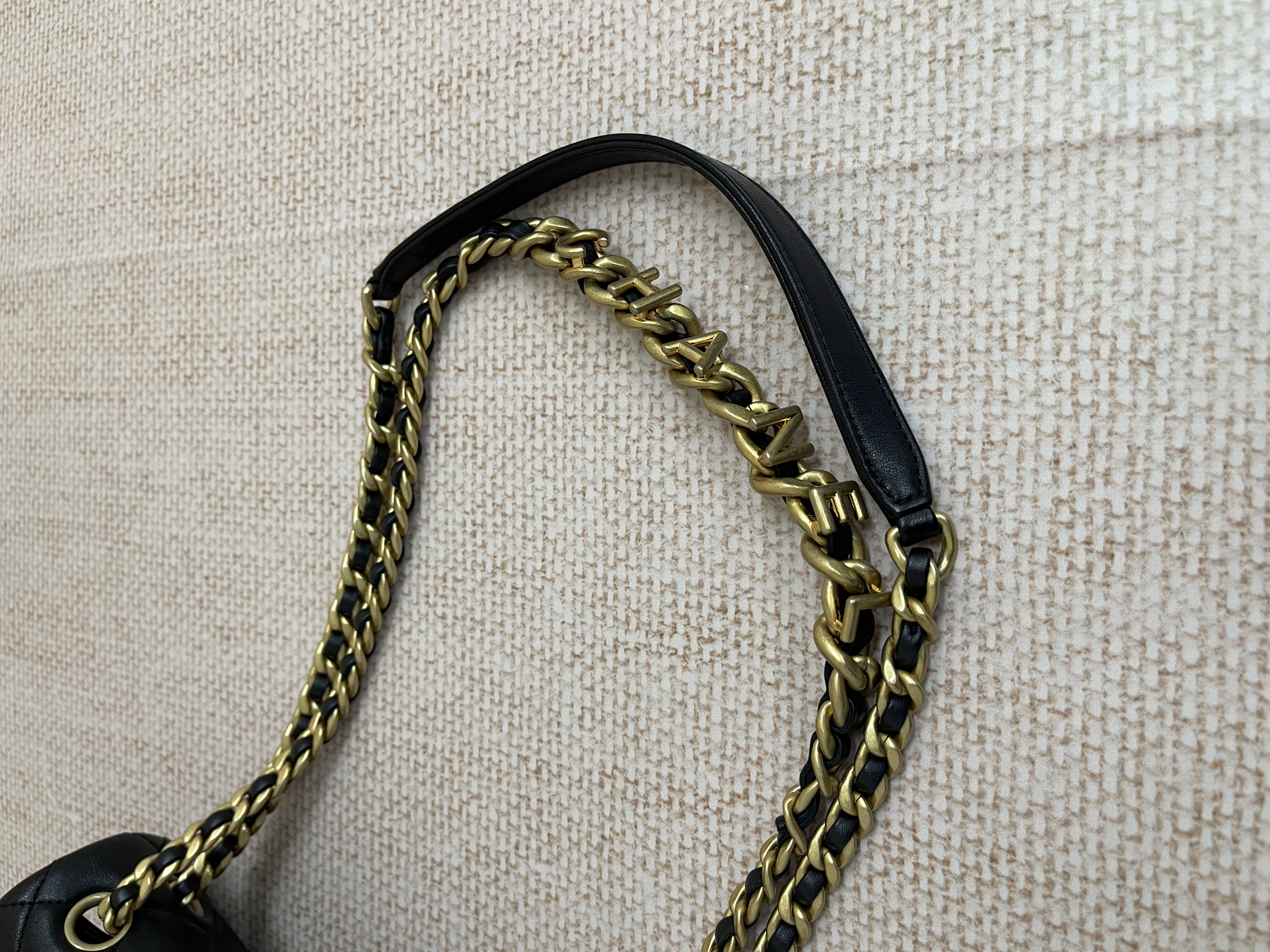 Pre-Owned CHANEL 23P Logo Letters Flap Bag / Product Code: 26022201