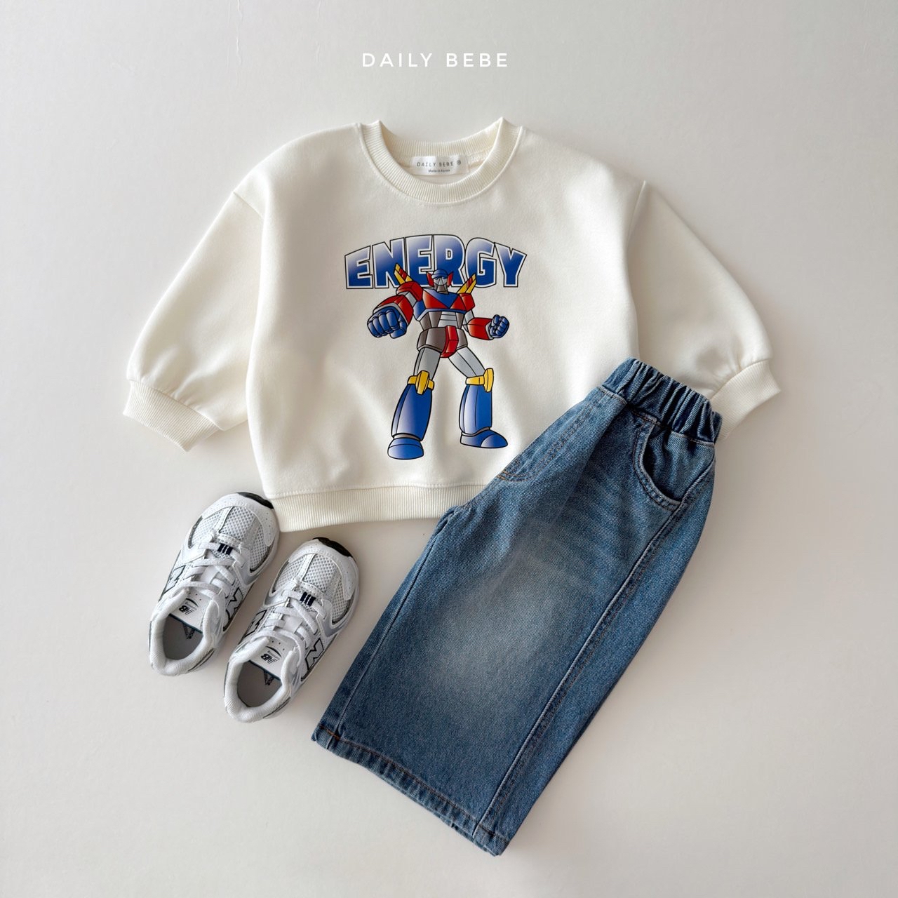 Dailybebe | Curved Denim