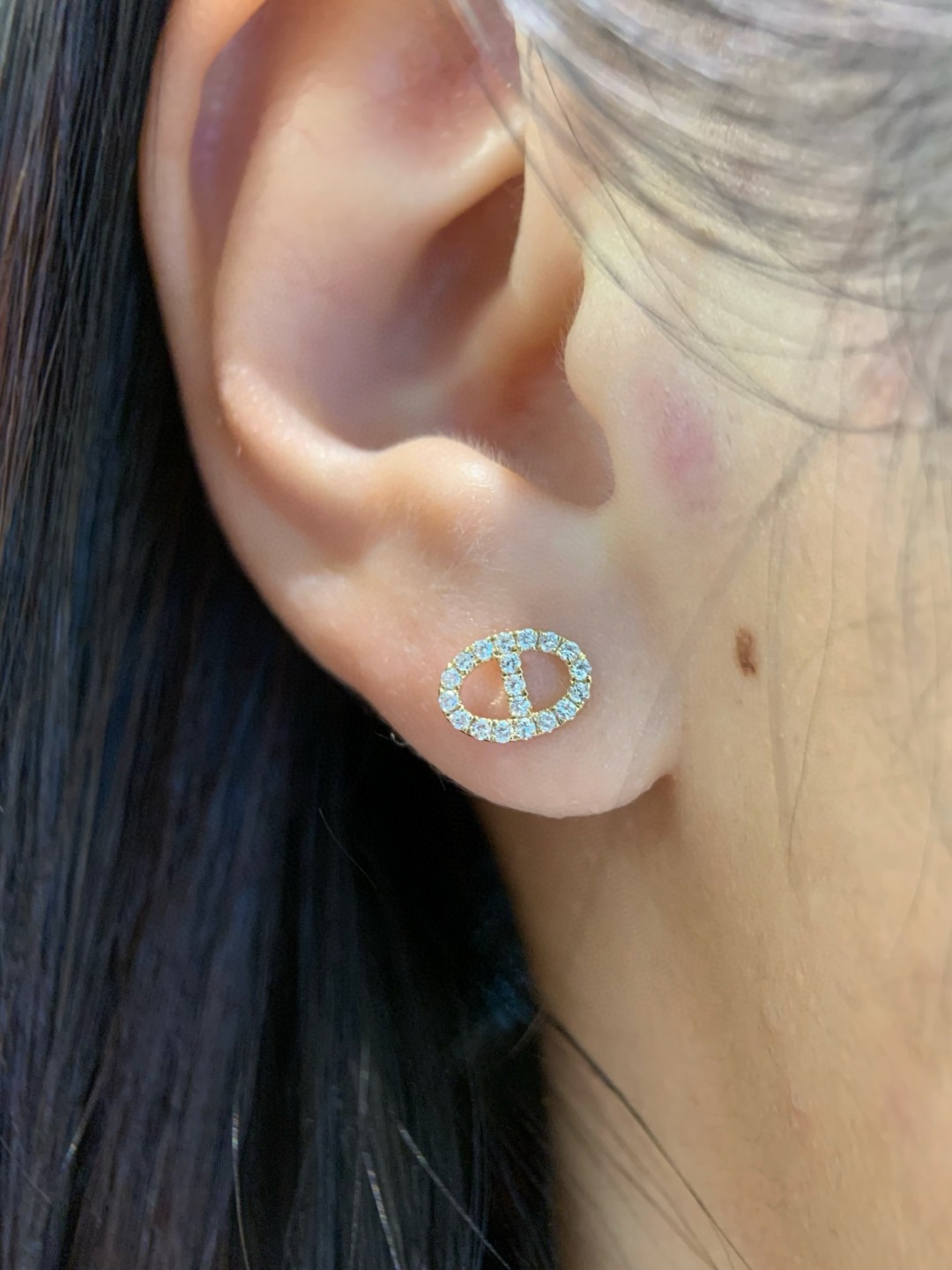 18K Diamond Earrings 