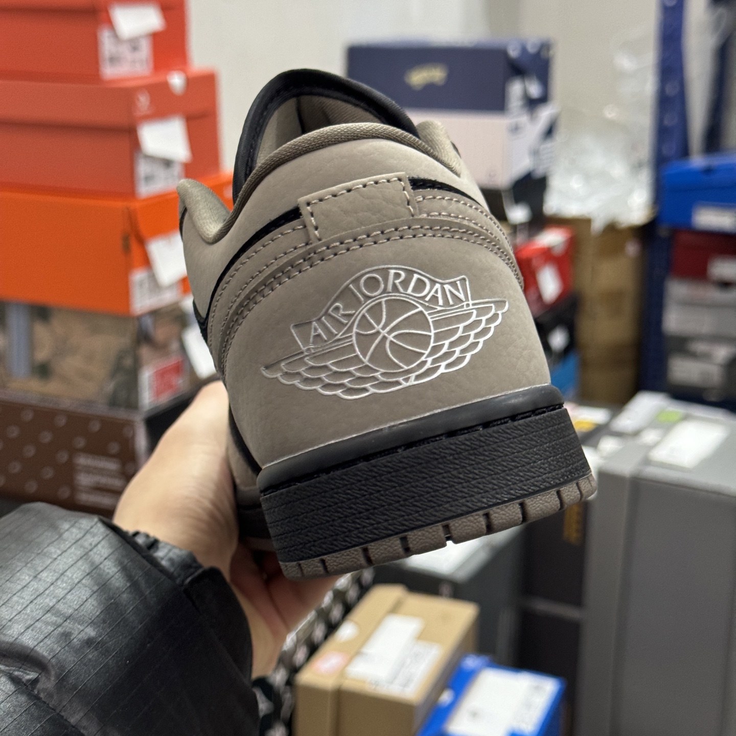 Nike Air Jordan 1 Low SE "Olive Grey" IB7109-005 