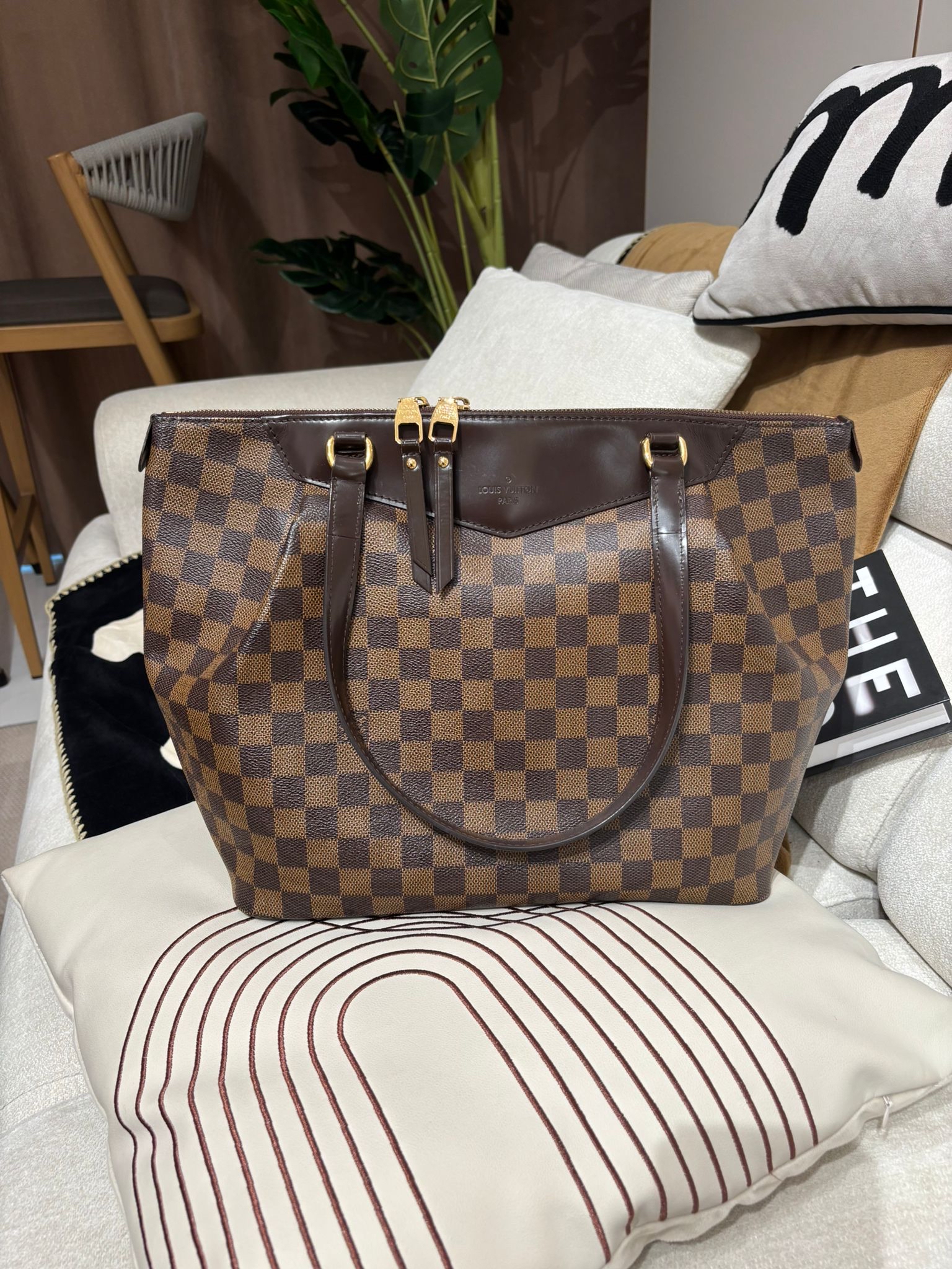 LV Westminster MM shoulder bag 100%Authentic,95%new✅dust bag 
