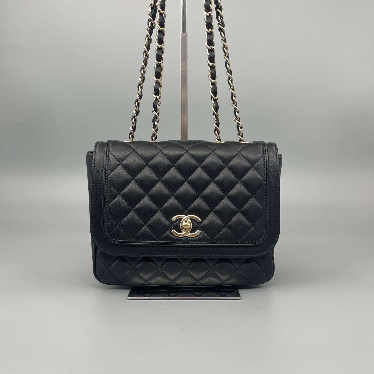 【預訂貨品】Chanel黑金菱格紋豆腐包