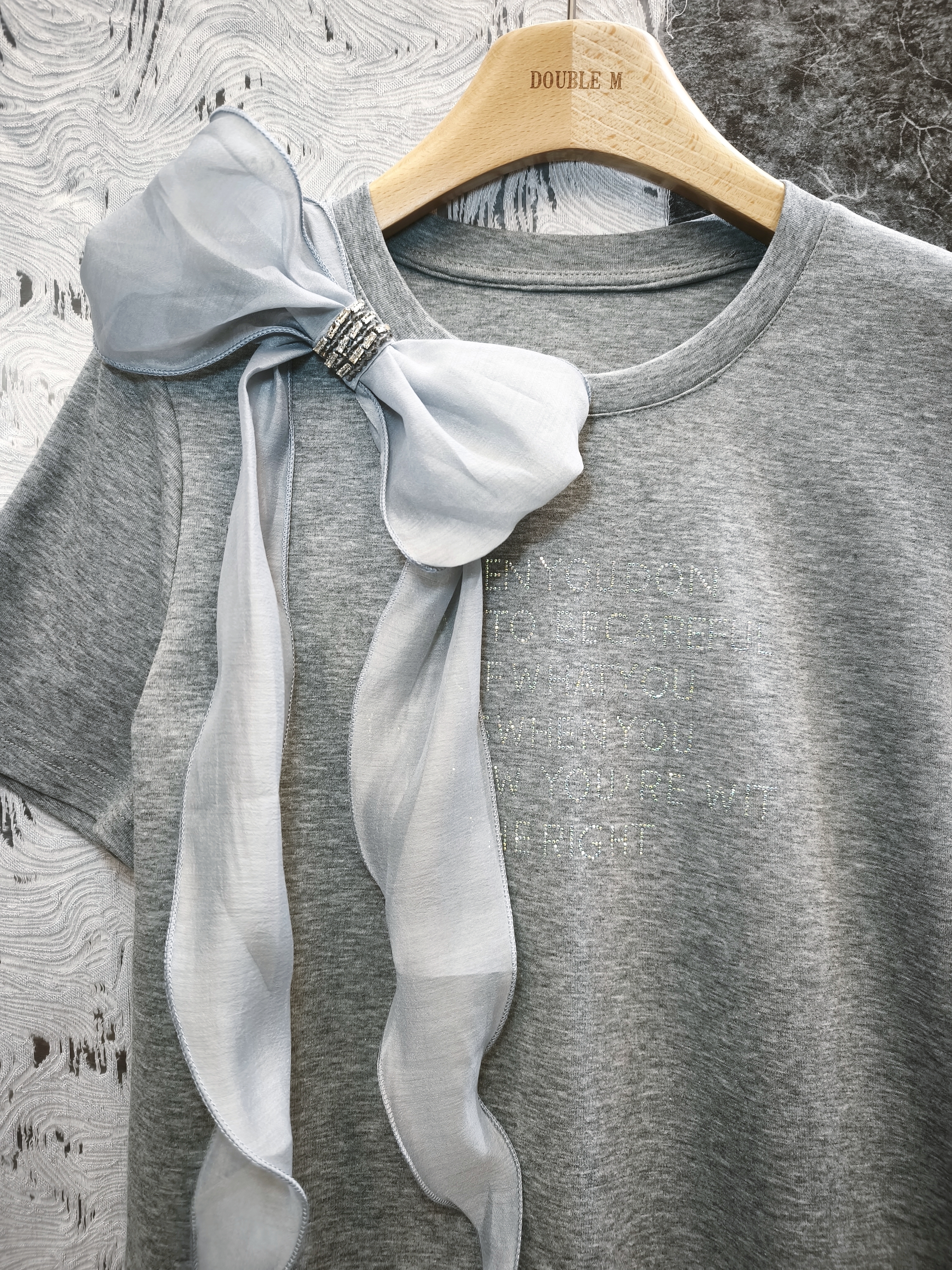 蝴蝶結字母滑料T