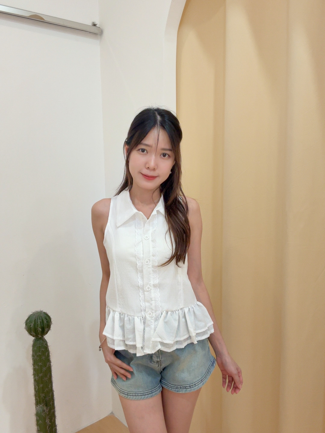 翻领蕾丝花边无袖娃娃上衣 R2949