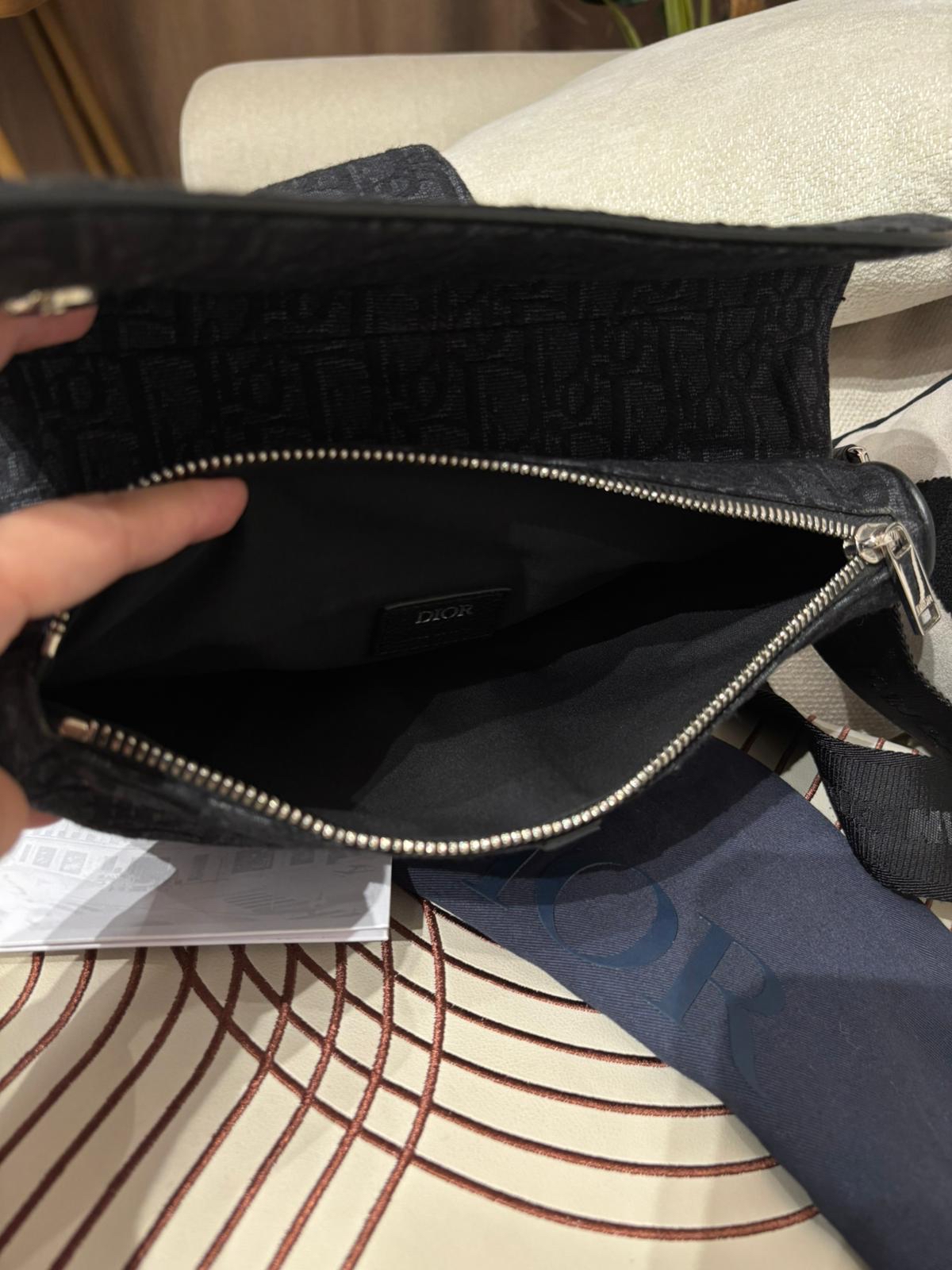 Dior Oblique Saddle Bag Medium 100%Authentic, 98%New ✅Booklet✅Dust bag 