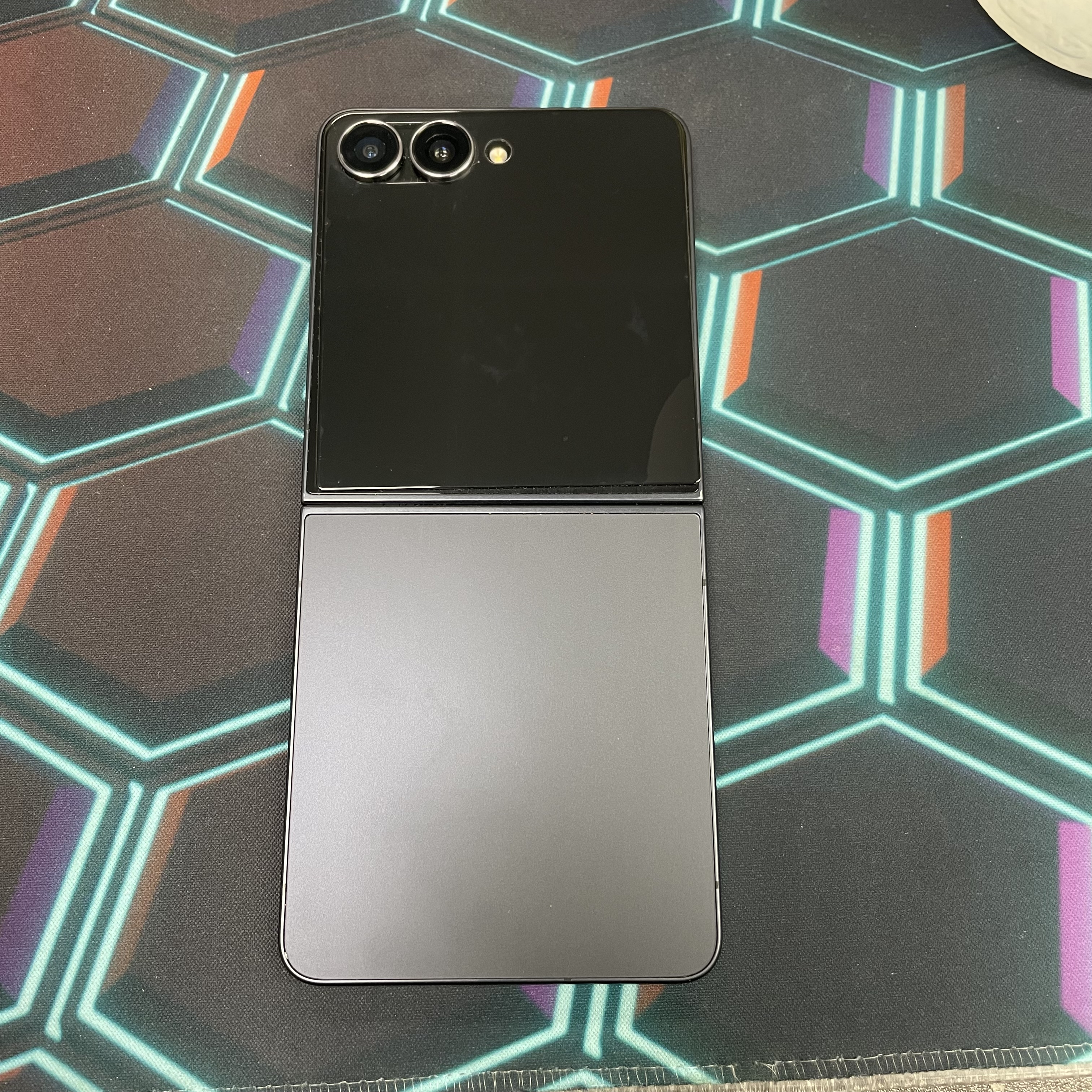 *7583 Galaxy Z Flip 7 完美機 12+512GB 黑色 black