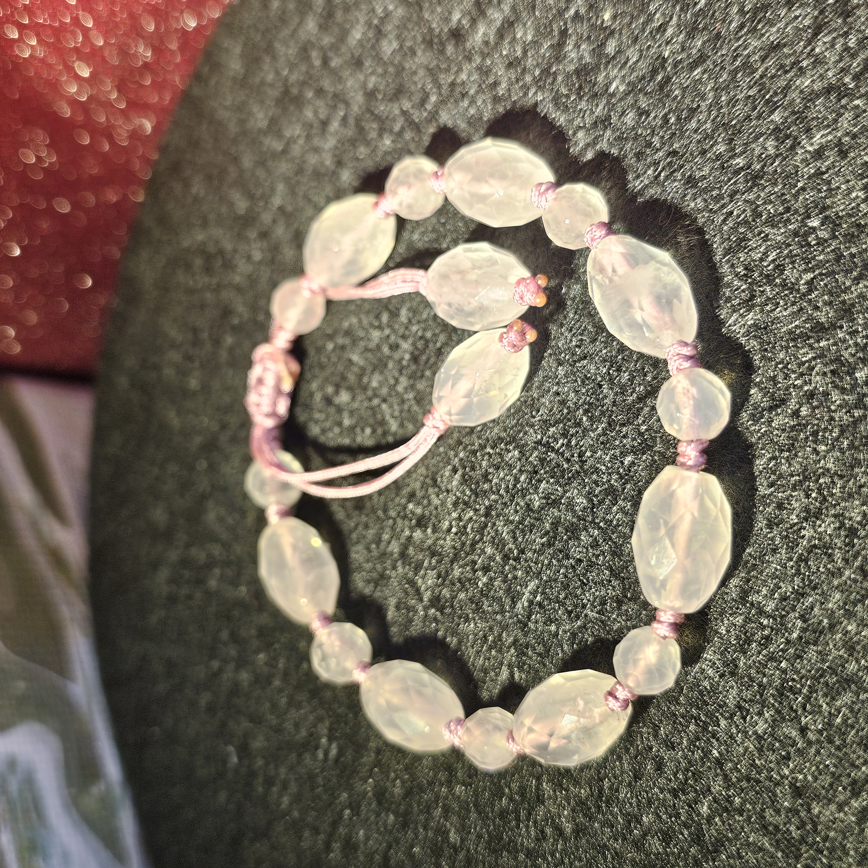 粉紅晶角度織繩手鏈