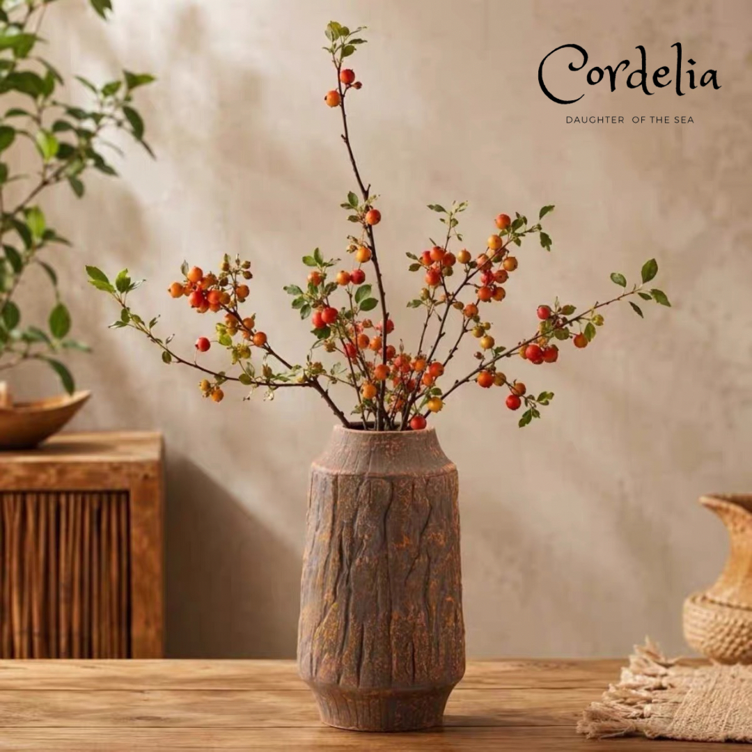 Cordelia 仿樹皮復古花瓶
