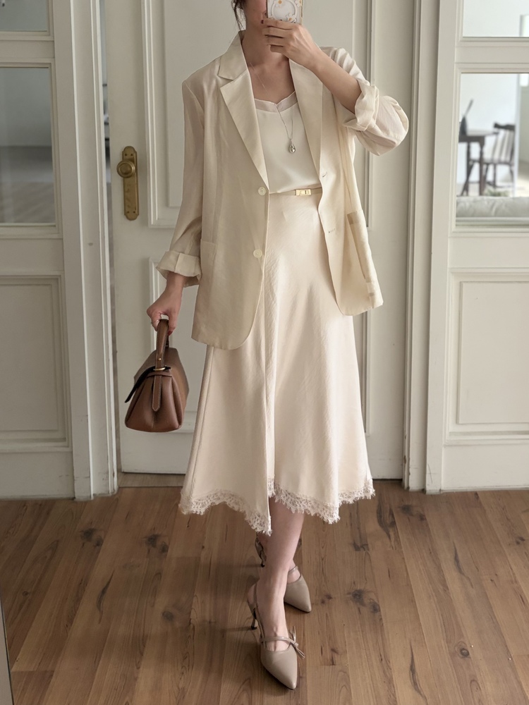 Lacie Asymmetric Skirt (Ivory)