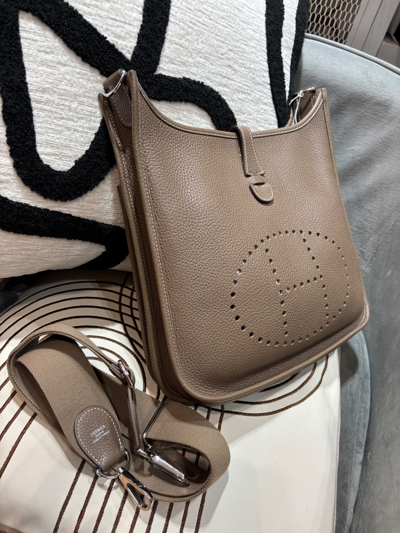 Hermes Evelyne 29 大象灰銀扣 Stamp D 100%Authentic, 98%New ✅Dust bag