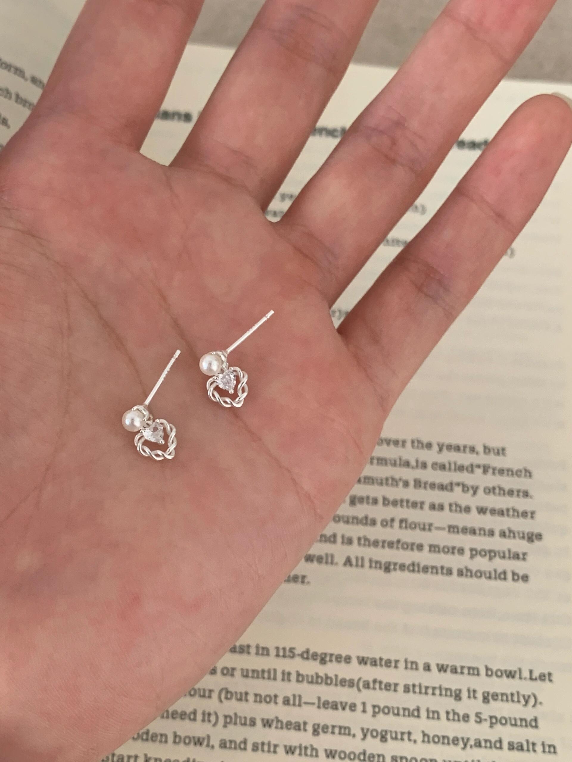 麻花爱心珍珠耳钉