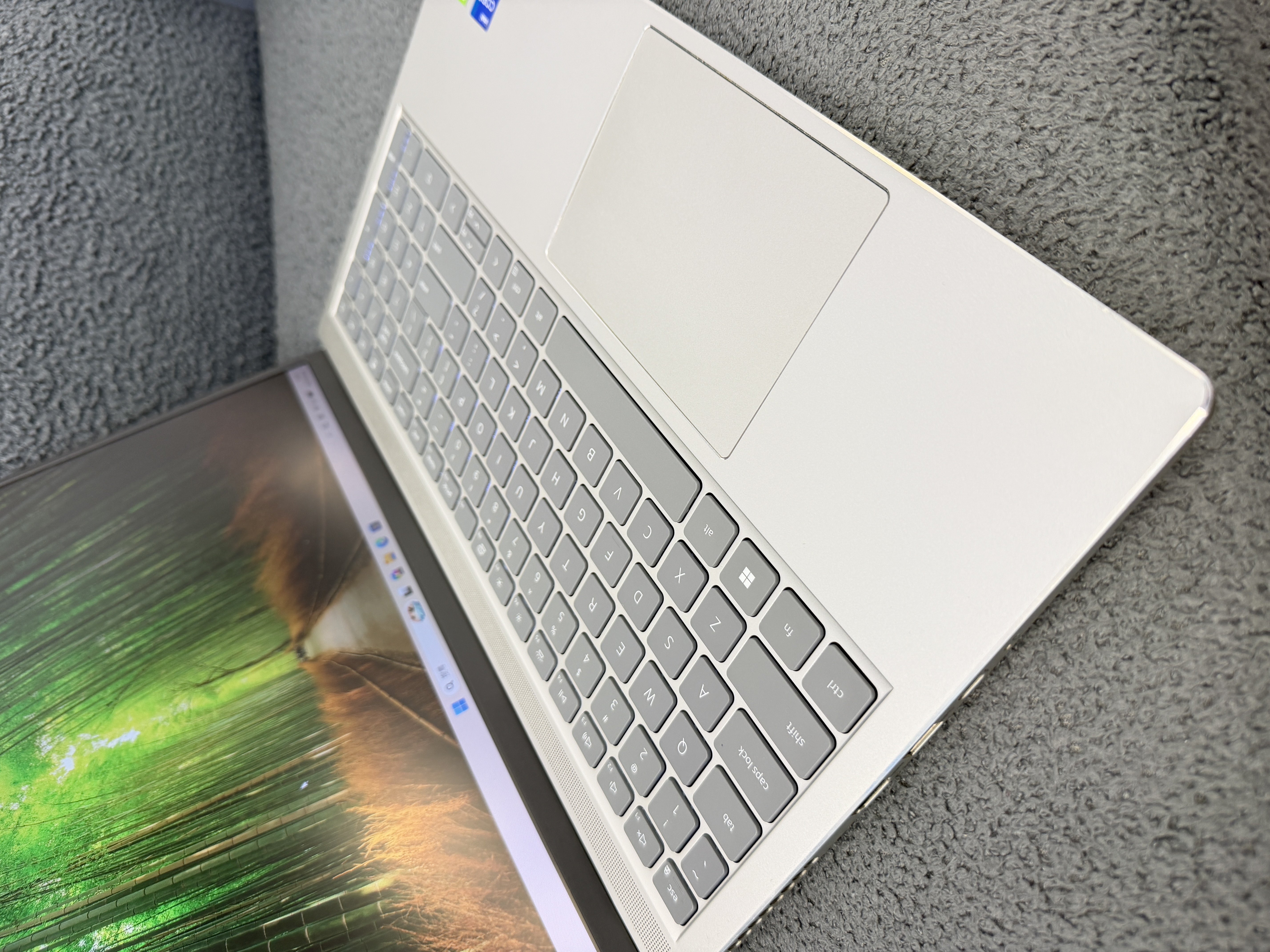 #6069 Dell 超薄電競 i7-11800H/RTX3050Ti/16/512gb ssd