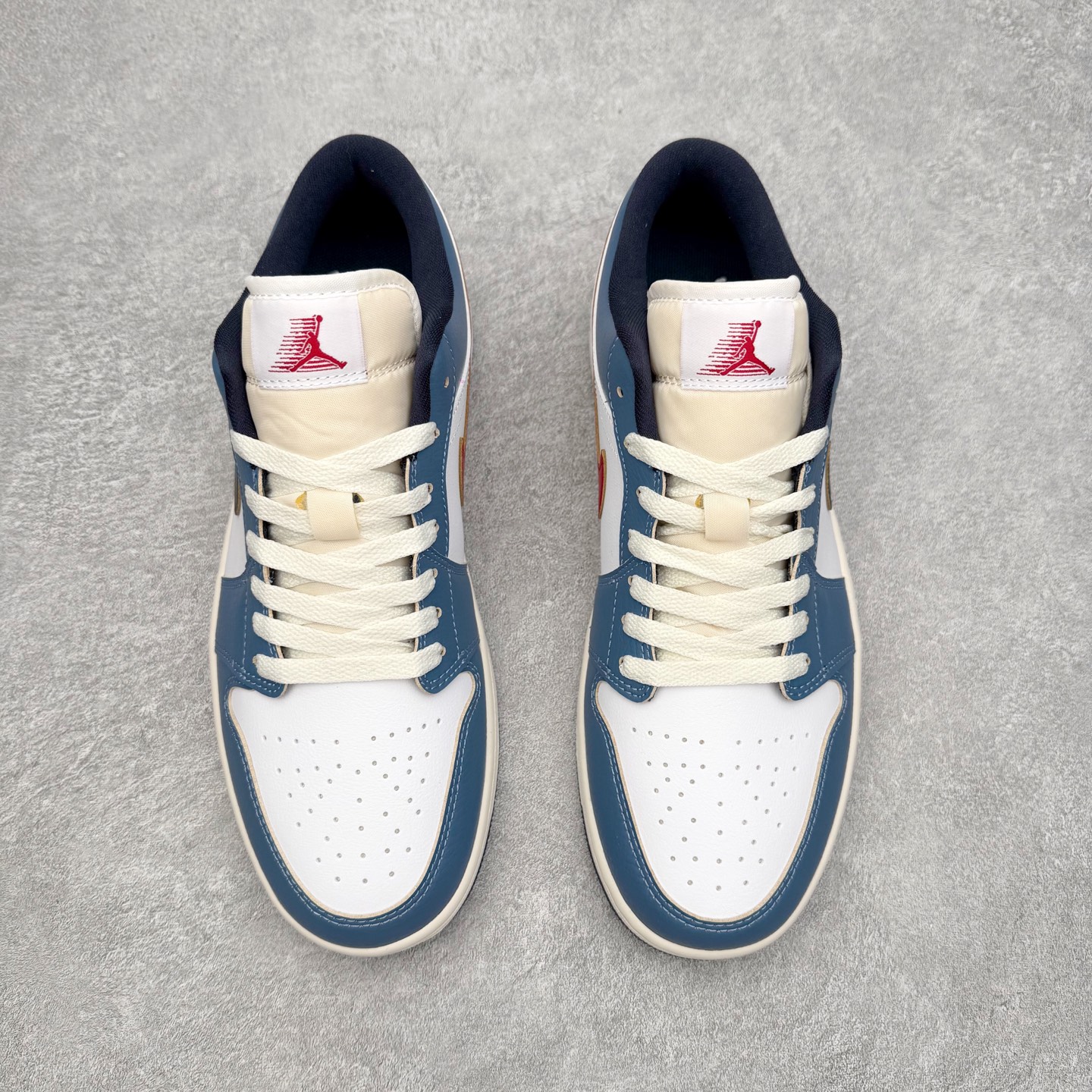 Air Jordan 1 Low HM3711-144
