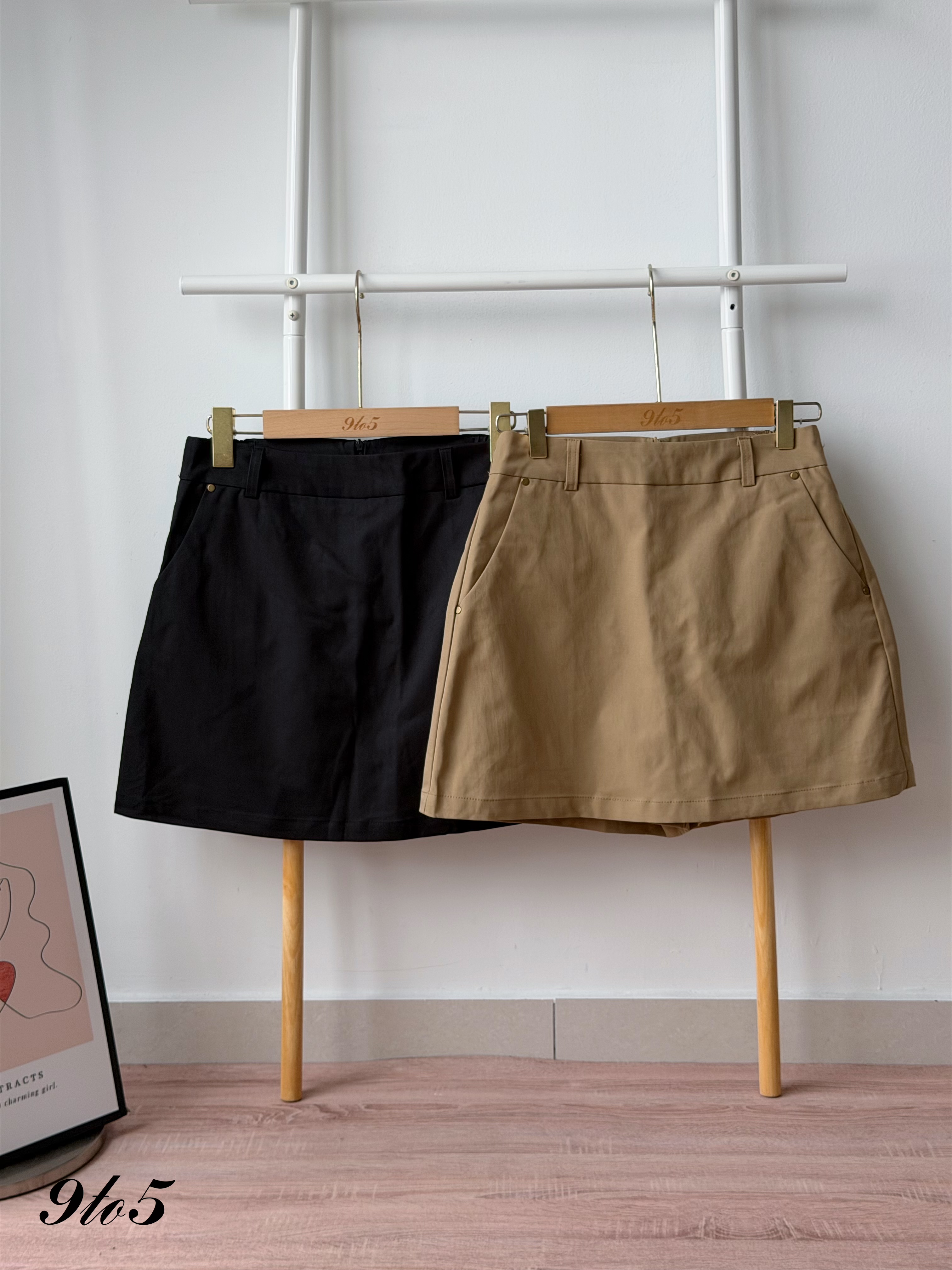 S2038 A Line Short Skort - Black & Khaki