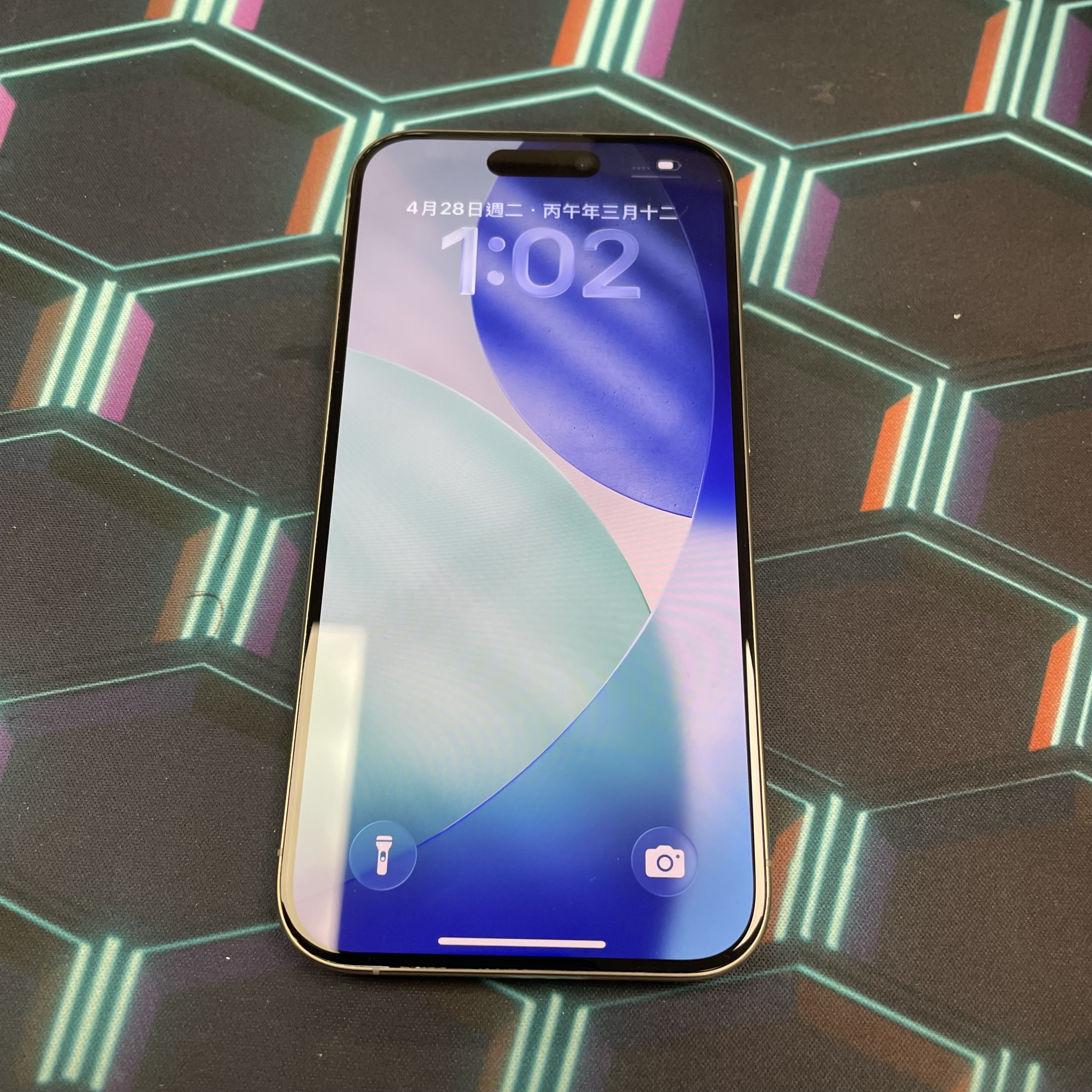 *6447 15 pro 勁靚機 128GB 電88 原色 gray