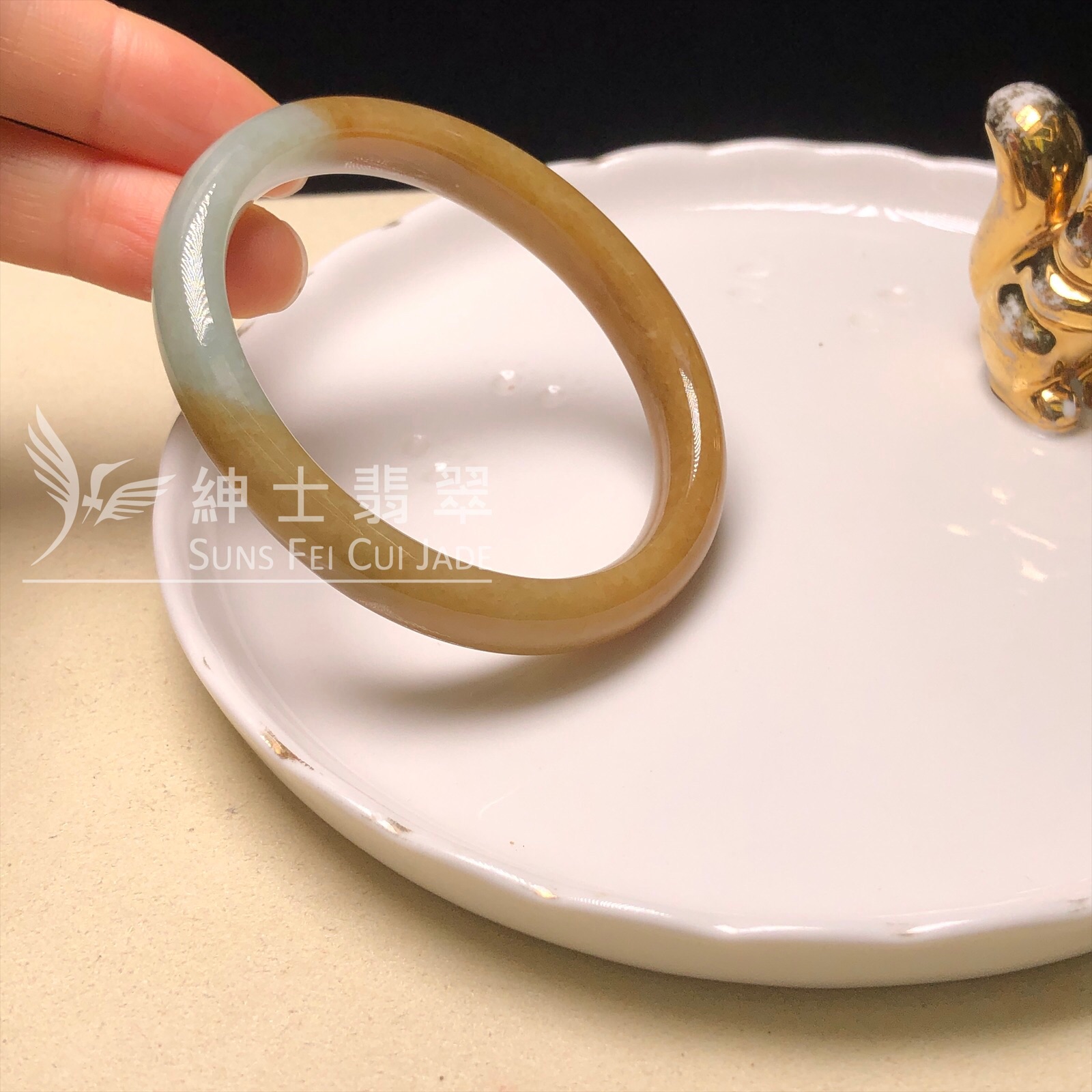 YK00013 大馬坎翡色貴妃鐲53.3mm