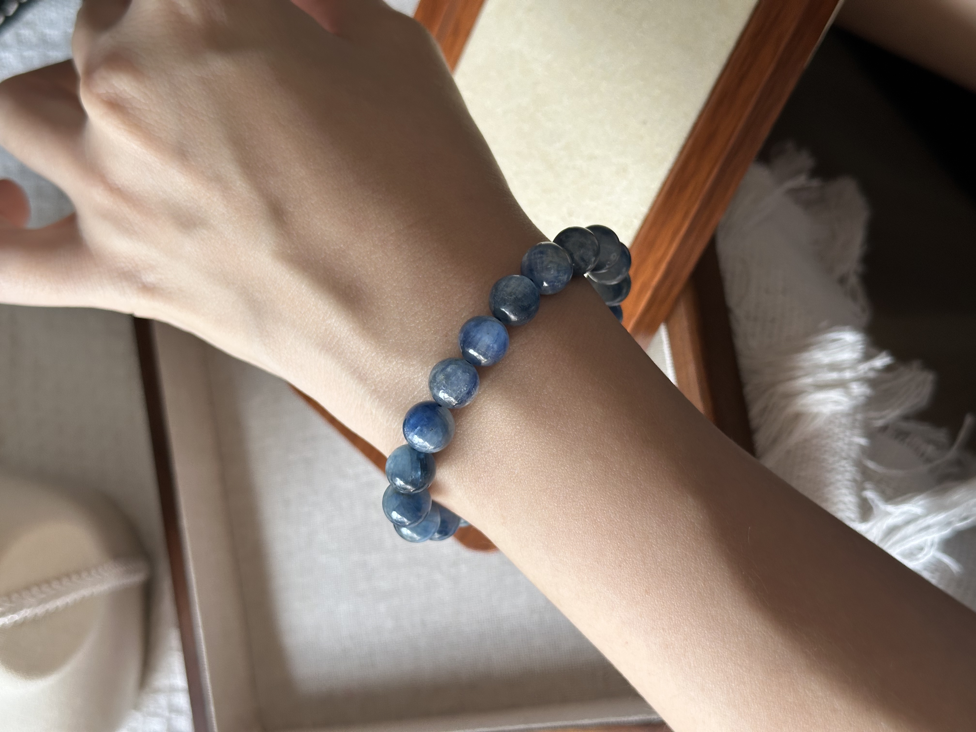 蓝晶石 ｜ Kyanite 