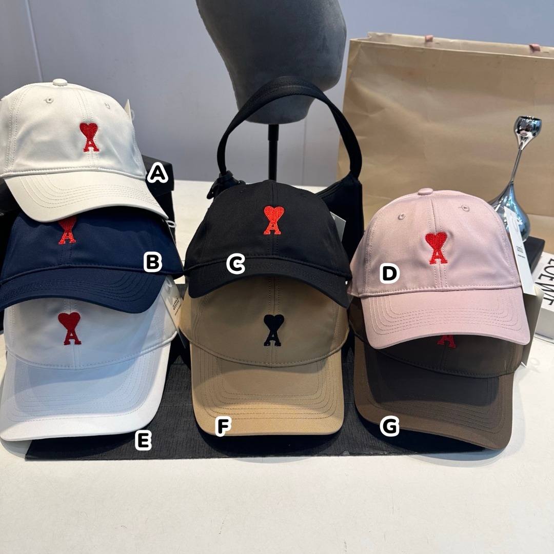 AMI 小愛心刺繡棒球