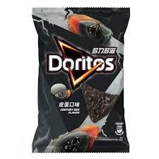 Doritos 多力多滋推出的台灣期間限定「皮蛋口味」玉米片