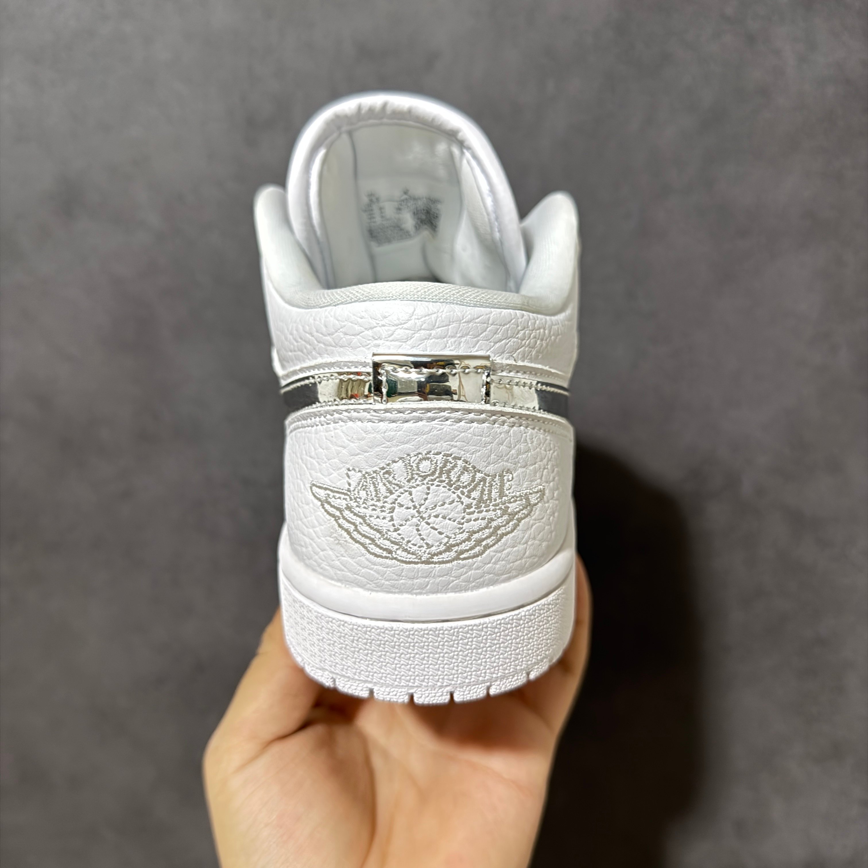 Air Jordan 1 Low SE IQ9381-100 