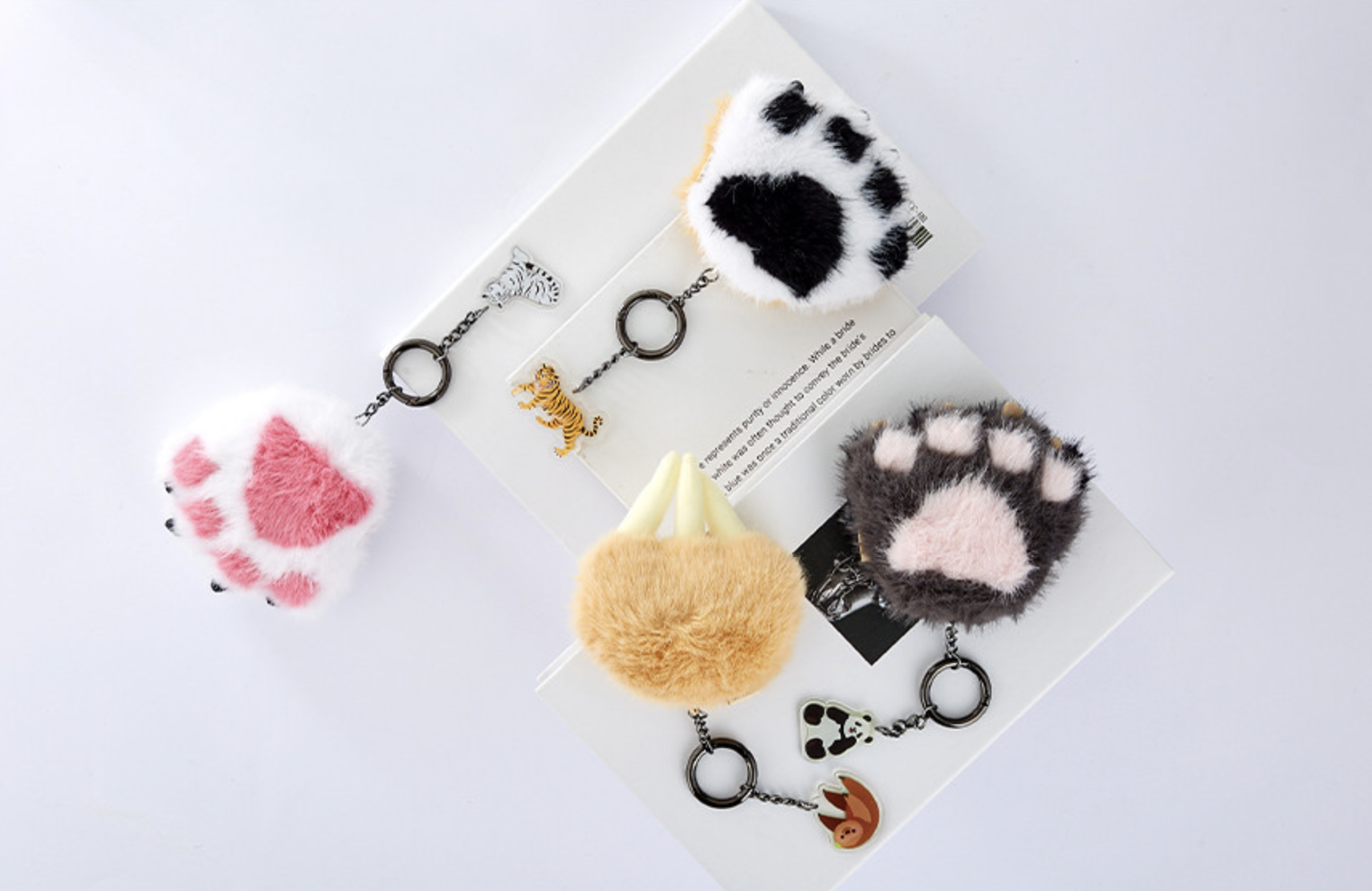📦訂購 韓國代購 愛寶樂園 Everland 動物爪子毛絨鎖匙扣 