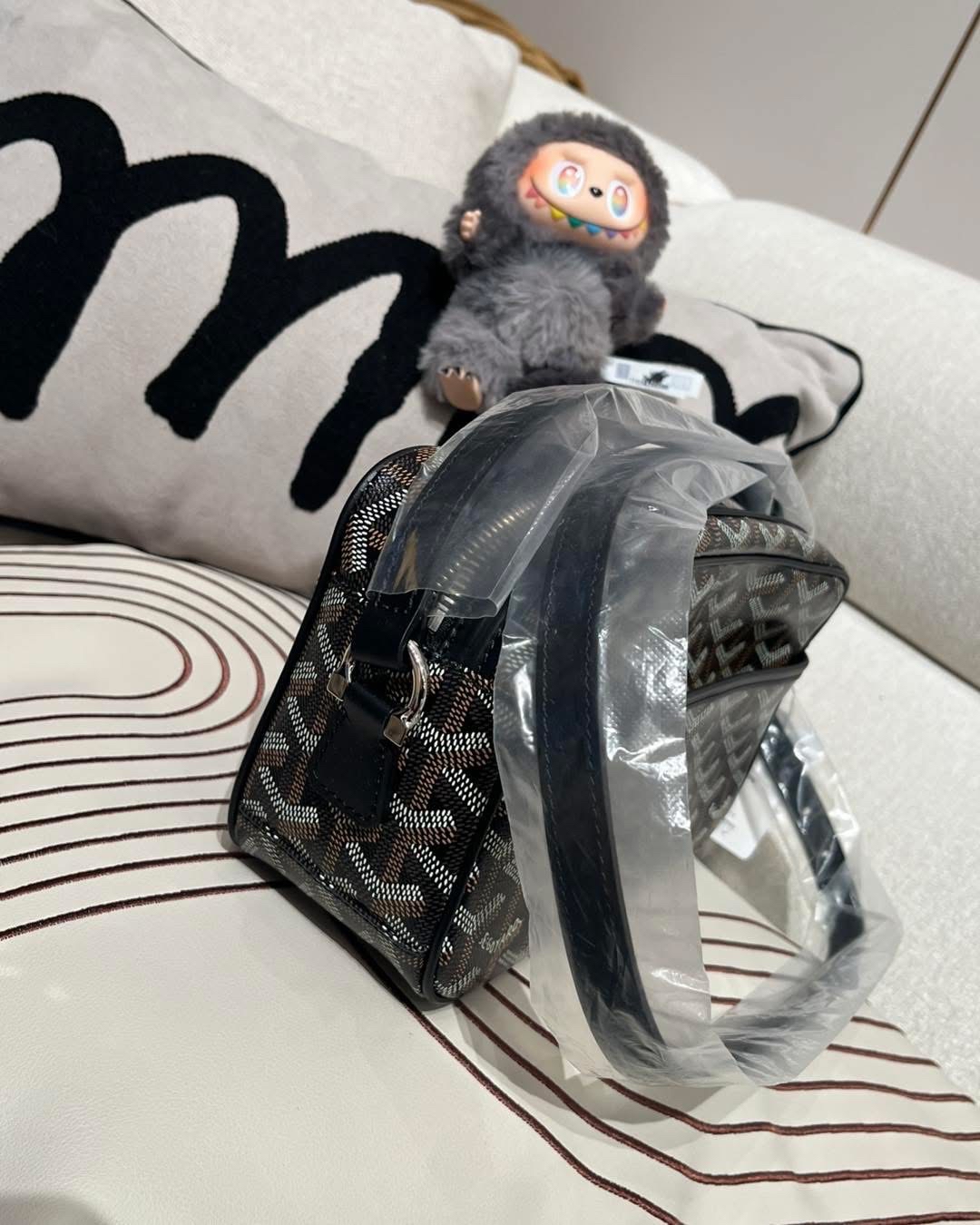 全新 Goyard cap vert pm bag NOIR 黑色camera bag  100%Authentic ,100%new ✅專門店收據✅dust bag✅紙袋