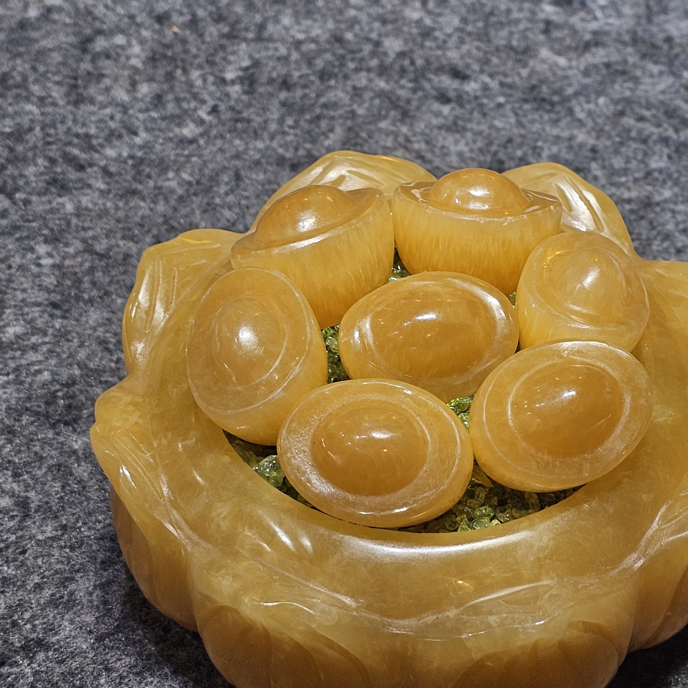 黃玉蓮花聚寶盆