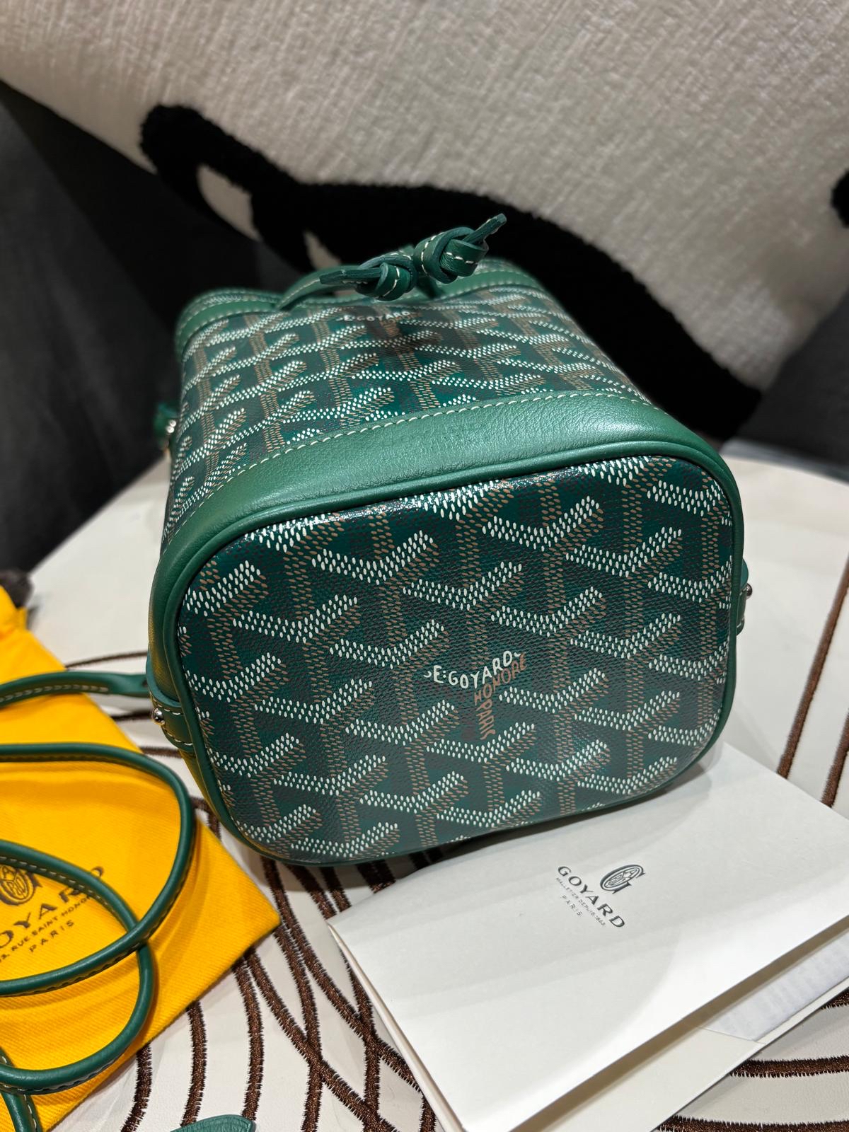 未使用品 Goyard petit flot mini bucket bag 100%Authentic, Unused 未使用品 ✅收據✅Dust bag