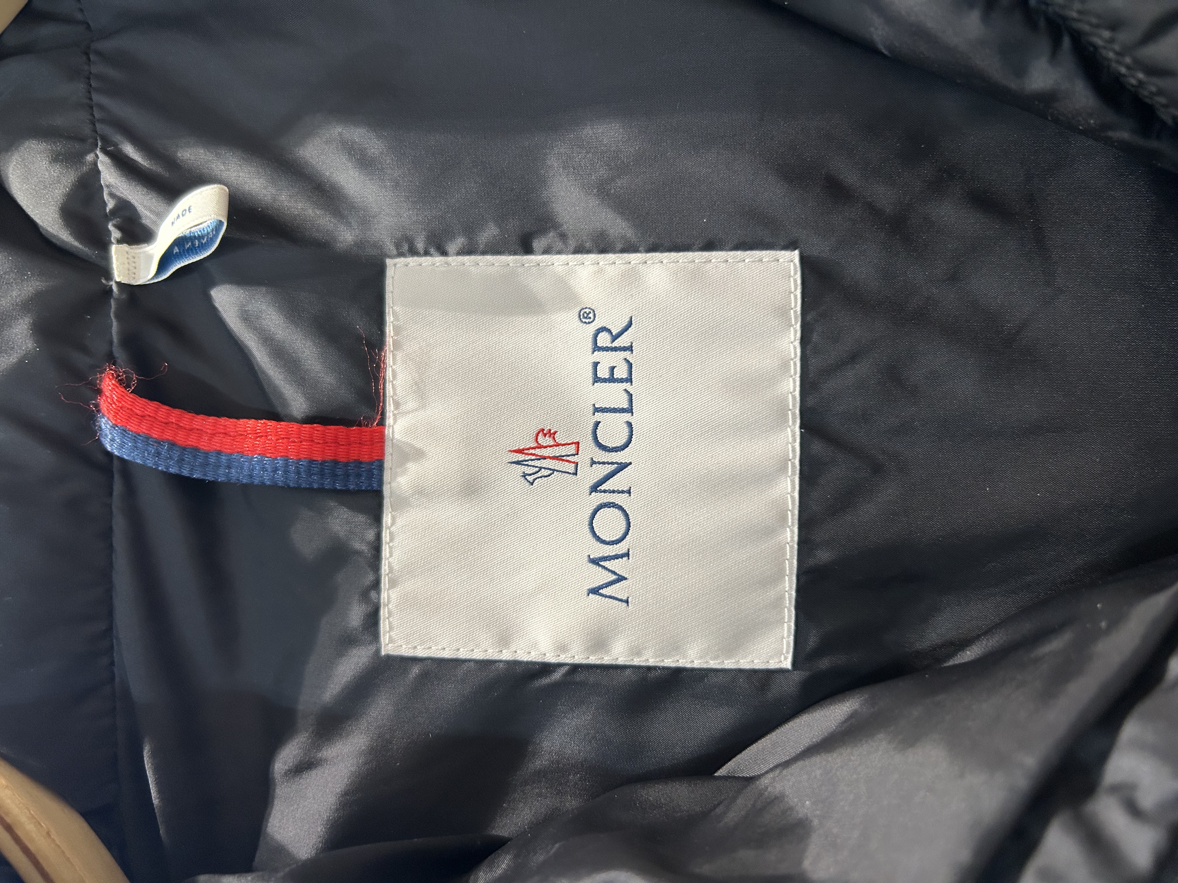 Moncler outer size 164 ,100%Authentic,98%new 