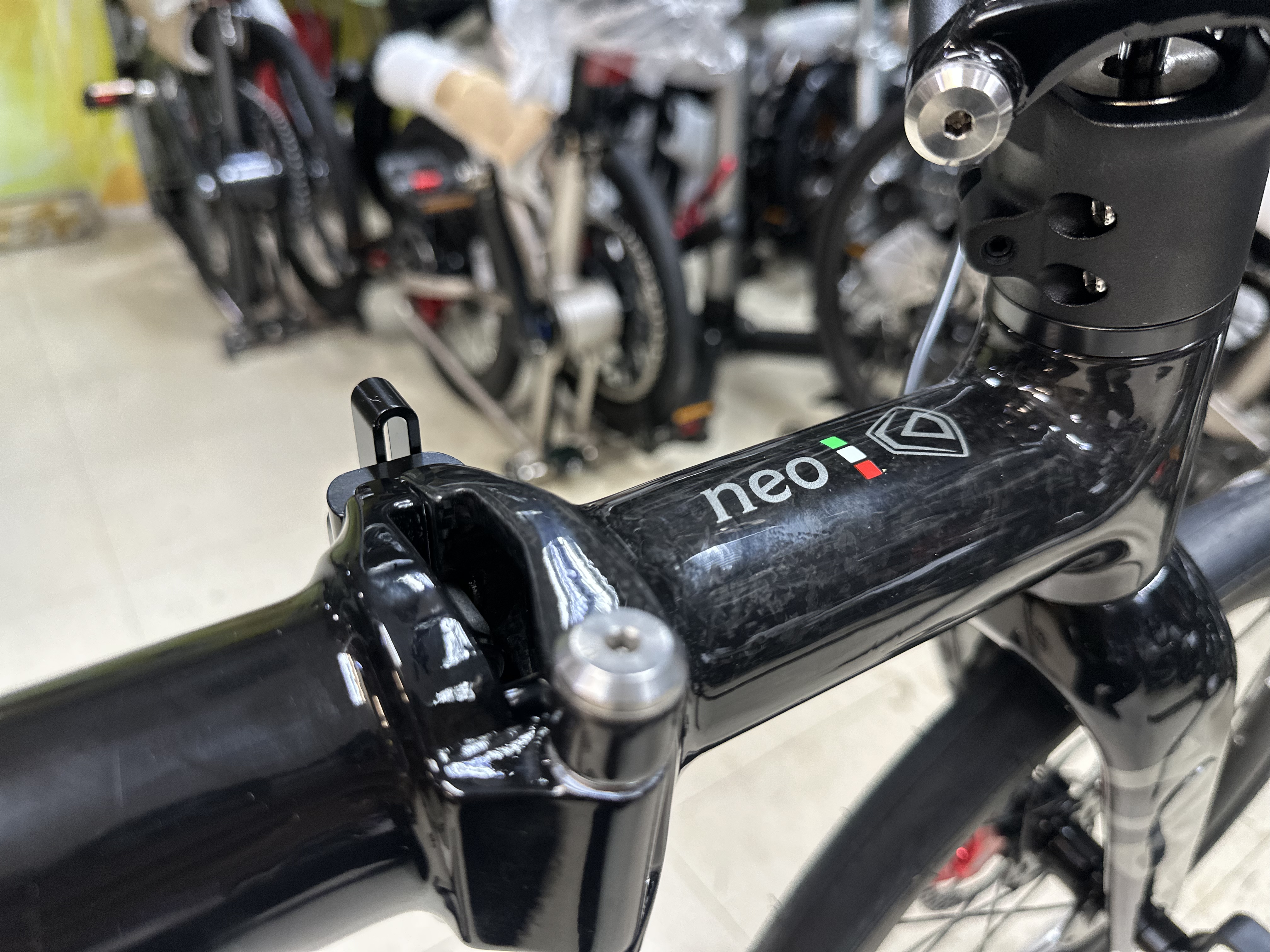 Java Neo 349 carbon j air