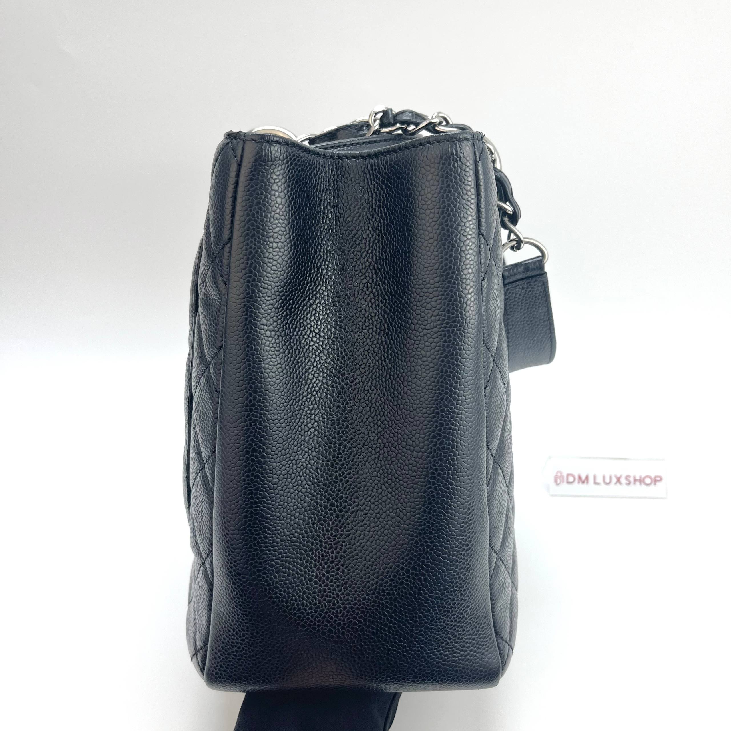 Chanel Black Caviar CC GST SHW (Serial 19, Y: 2014)