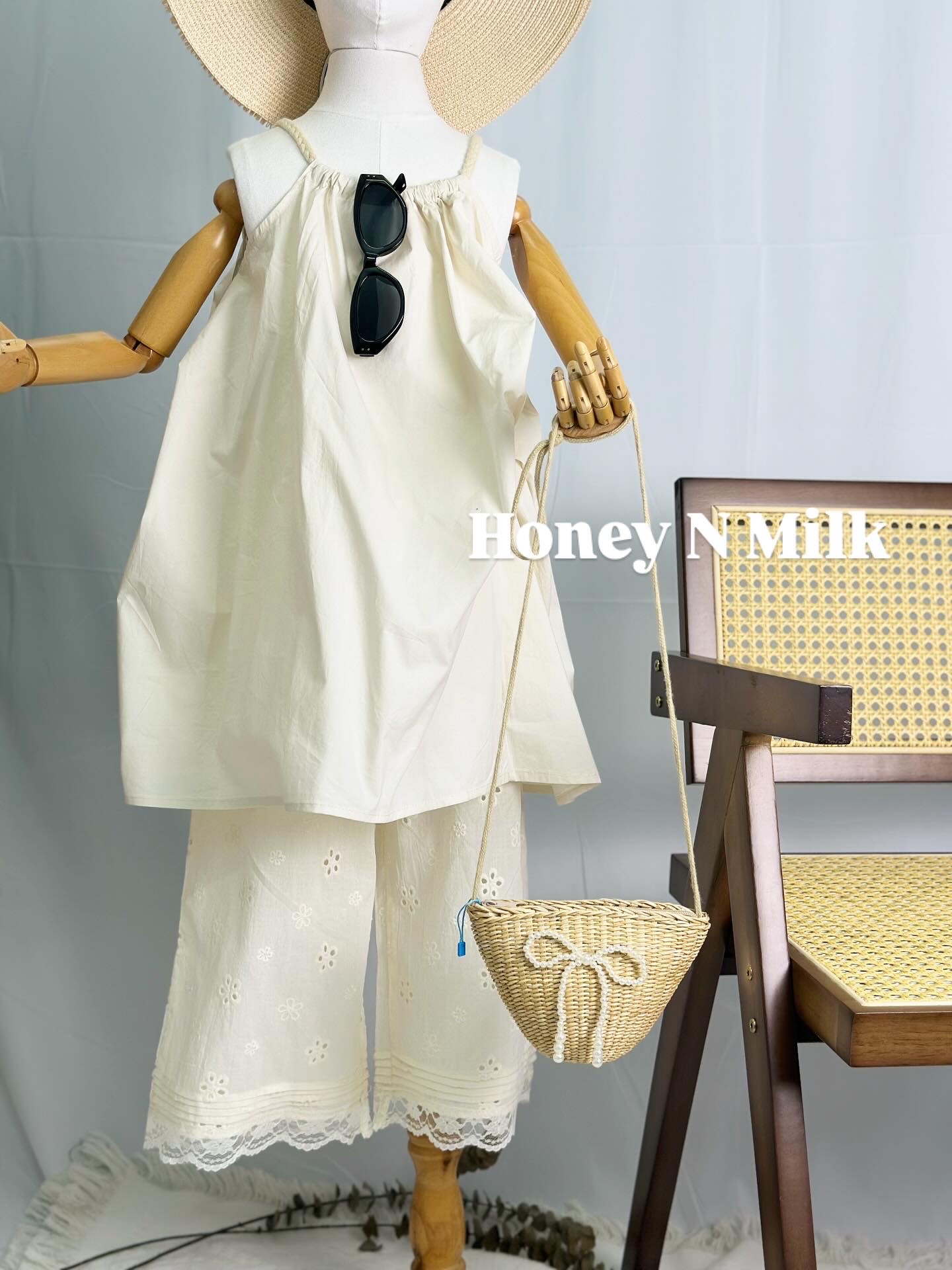 DM Ulzzang Raven Khaki Lace Set Wear