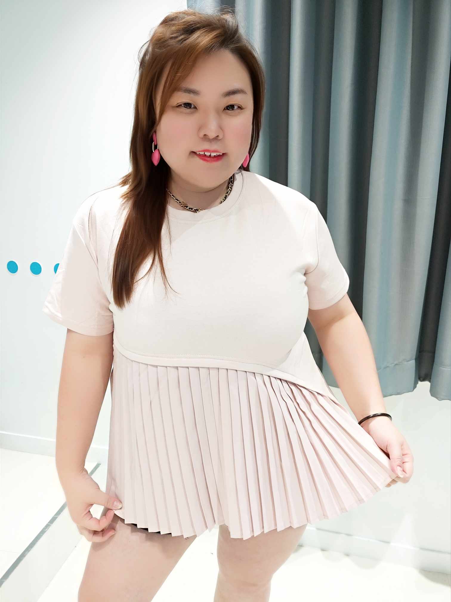 DSC10(4108#) 百叶下摆拼接款时尚上衣