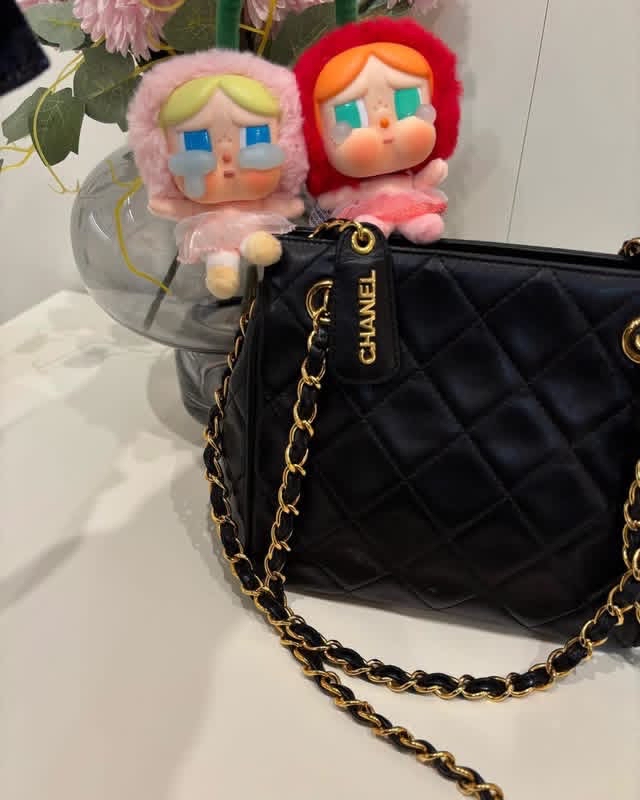 CHANEL Matelasse Chain Vintage Shoulder Bag Black 100%Authentic, 95%New ✅3Card✅Dust bag