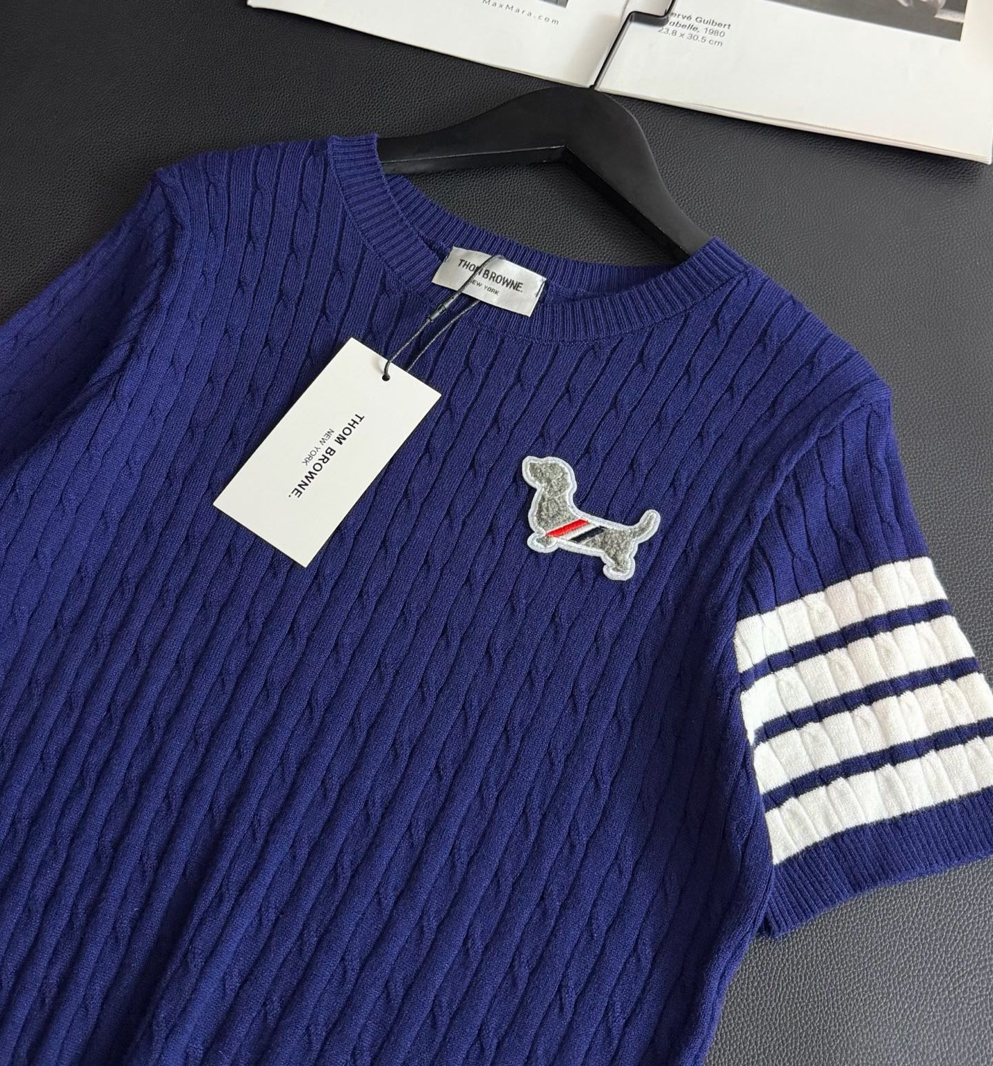 TB新款狗仔藏青針織短袖衫