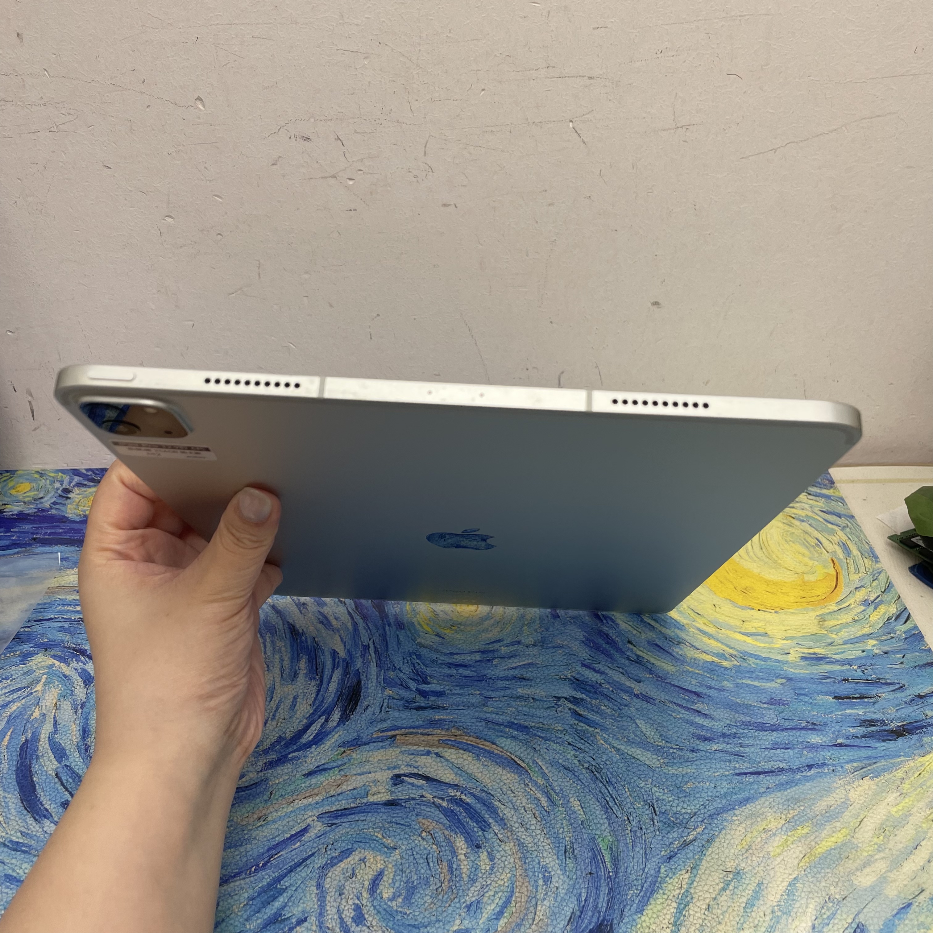 *438392 iPad Pro 6 12.9吋 M2 勁靚機 256GB 插卡版 銀色 sliver